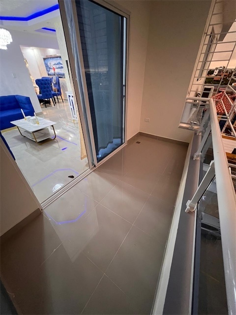 apartamentos - Venta de apartamento 5to piso con jacuzzi en la autopista de san Isidro 1