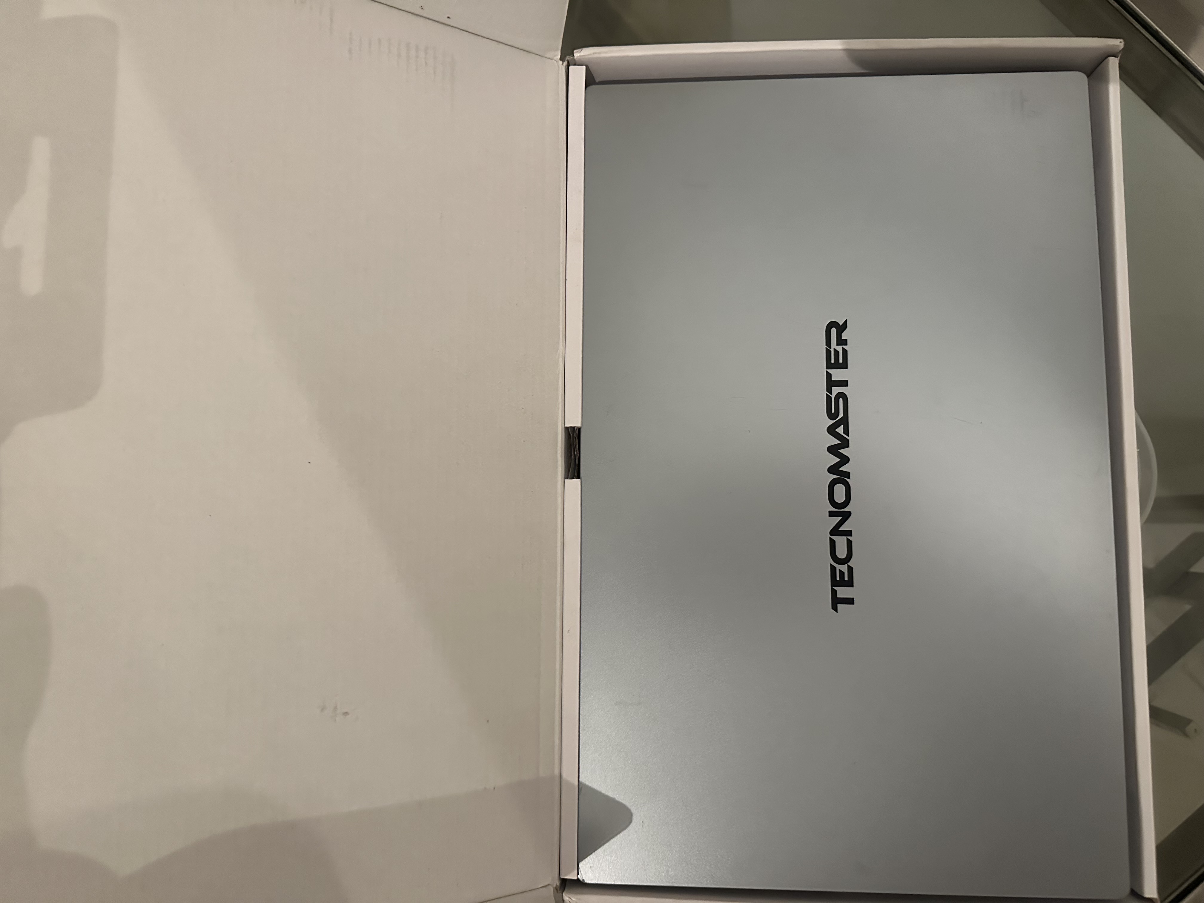 computadoras y laptops - LAPTOP TECNOMASTER RYZEN 5 256gb DE OPORTUNIDAD COMO NUEVA  4