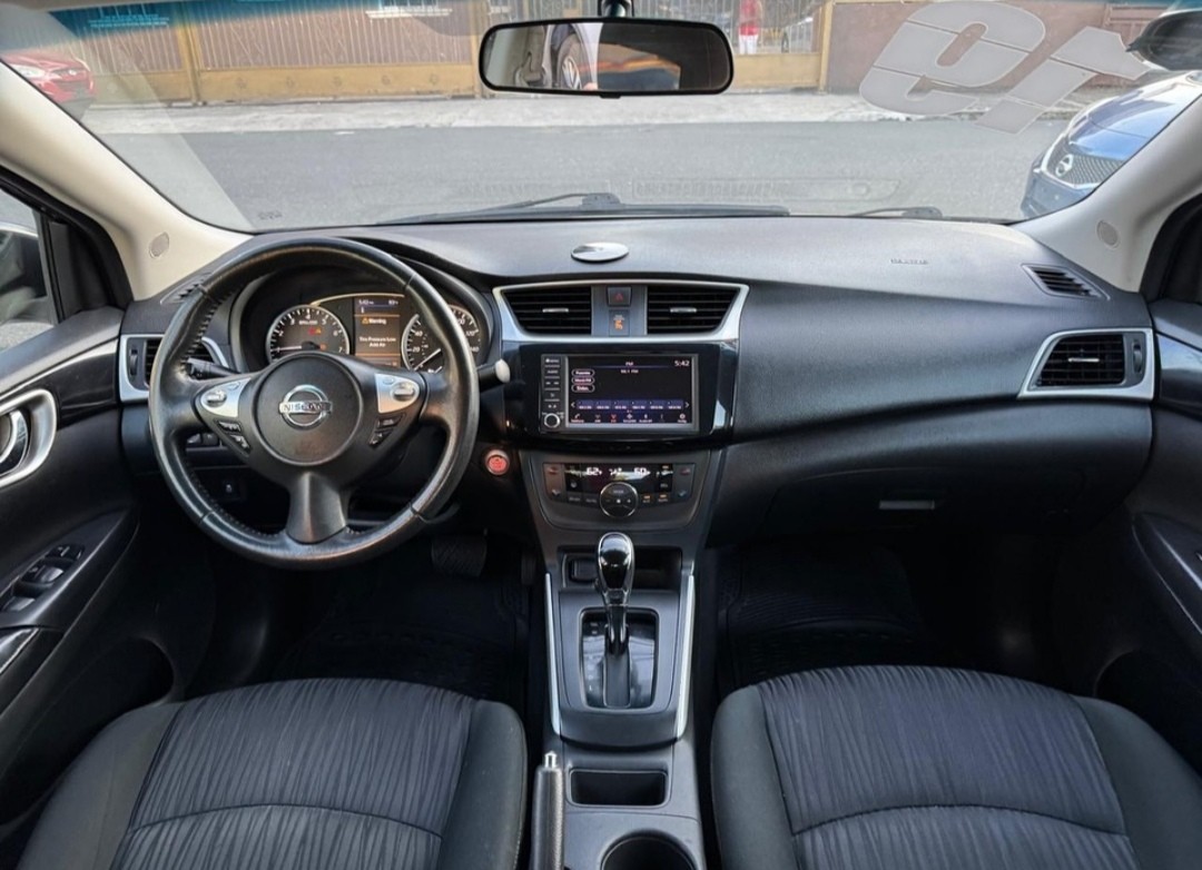 carros - 2019 Nissan Sentra SV Push boton  4
