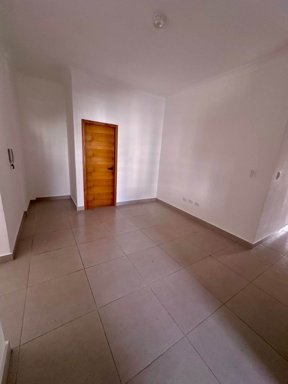 apartamentos - Apartamento en alquiler bella vista sur con línea  1