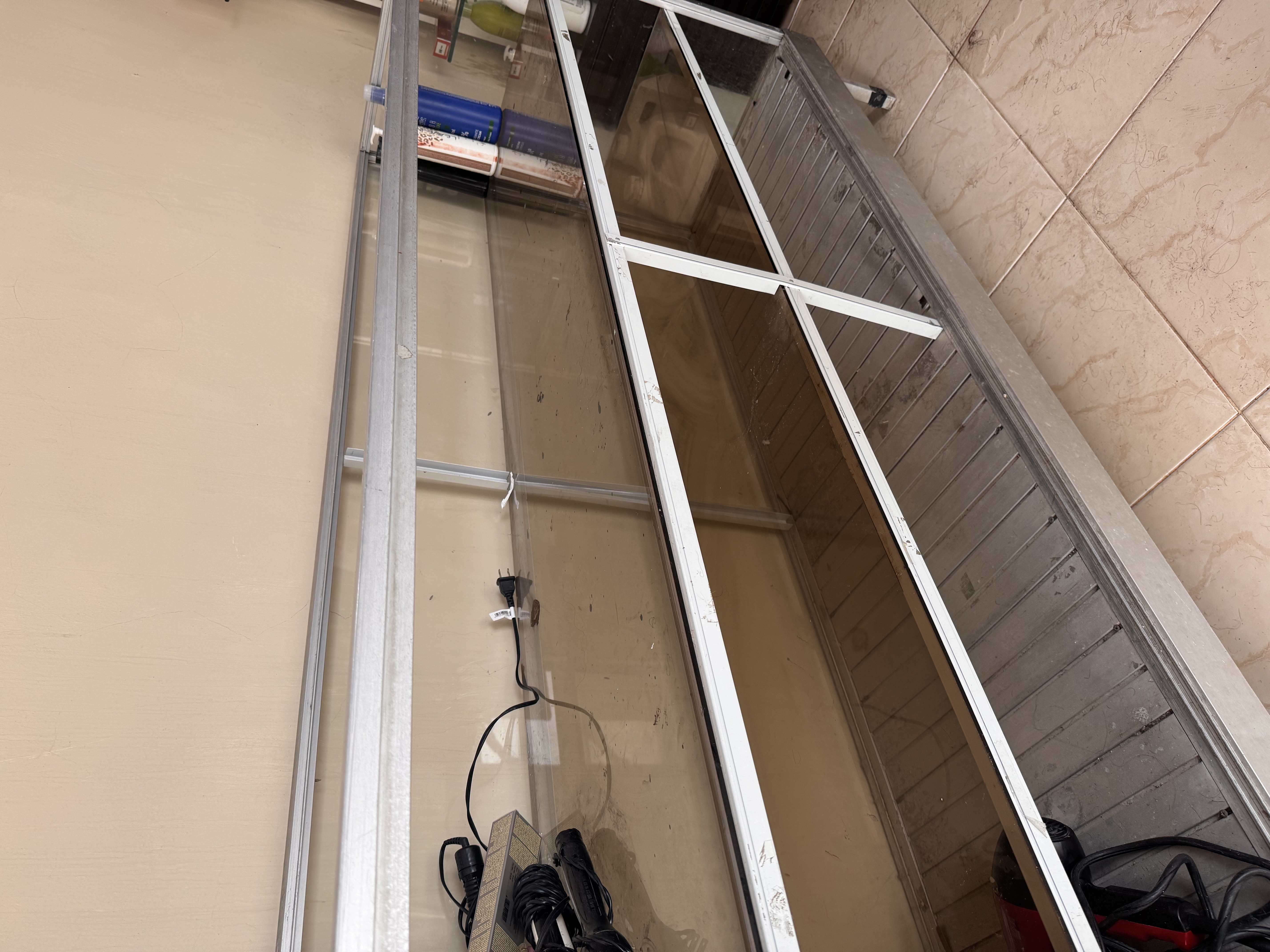 equipos profesionales - Vitrina ideal para negocios  1