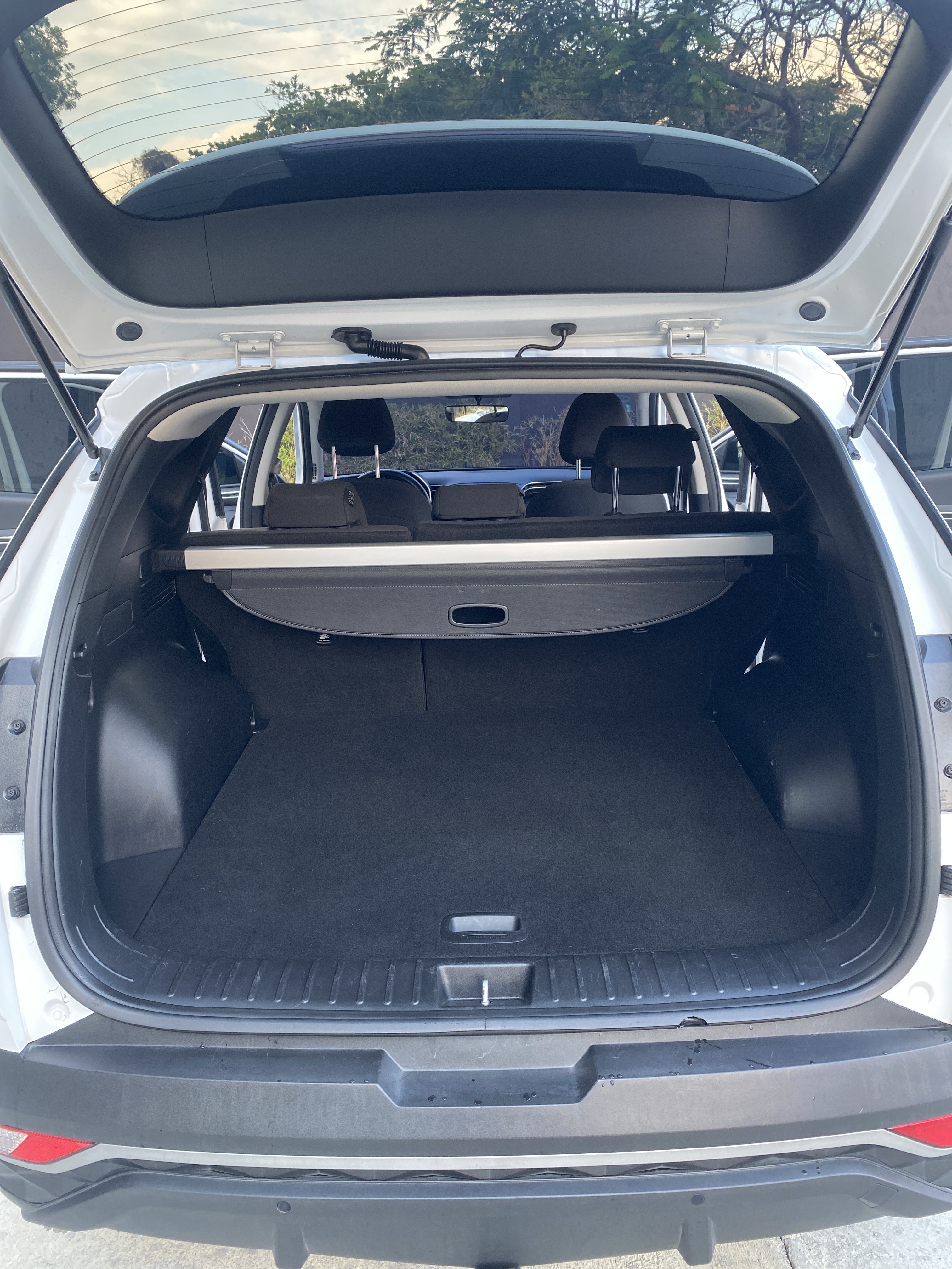 jeepetas y camionetas - Hyundai Tucson 2022 | 61,000 km, Único dueño 9