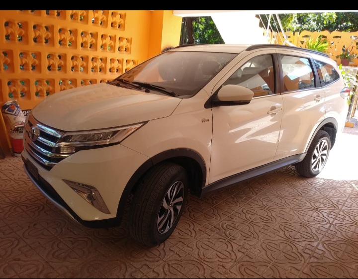 jeepetas y camionetas - TOYOTA RUSH 2019 , DE LA CASA , 10 MIL MILLAS 4