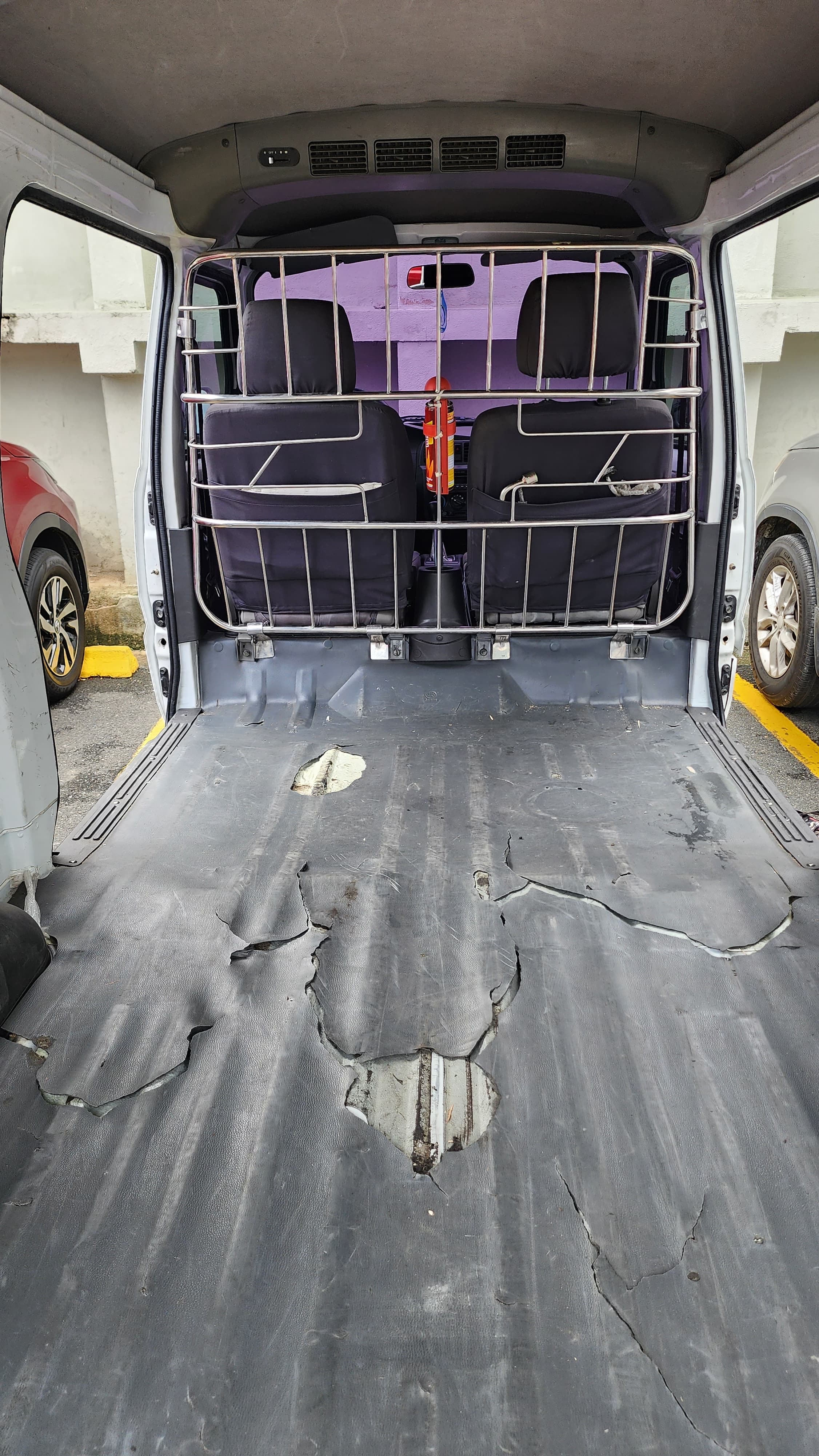 jeepetas y camionetas - vendo guagua Chevrolet N -300  7