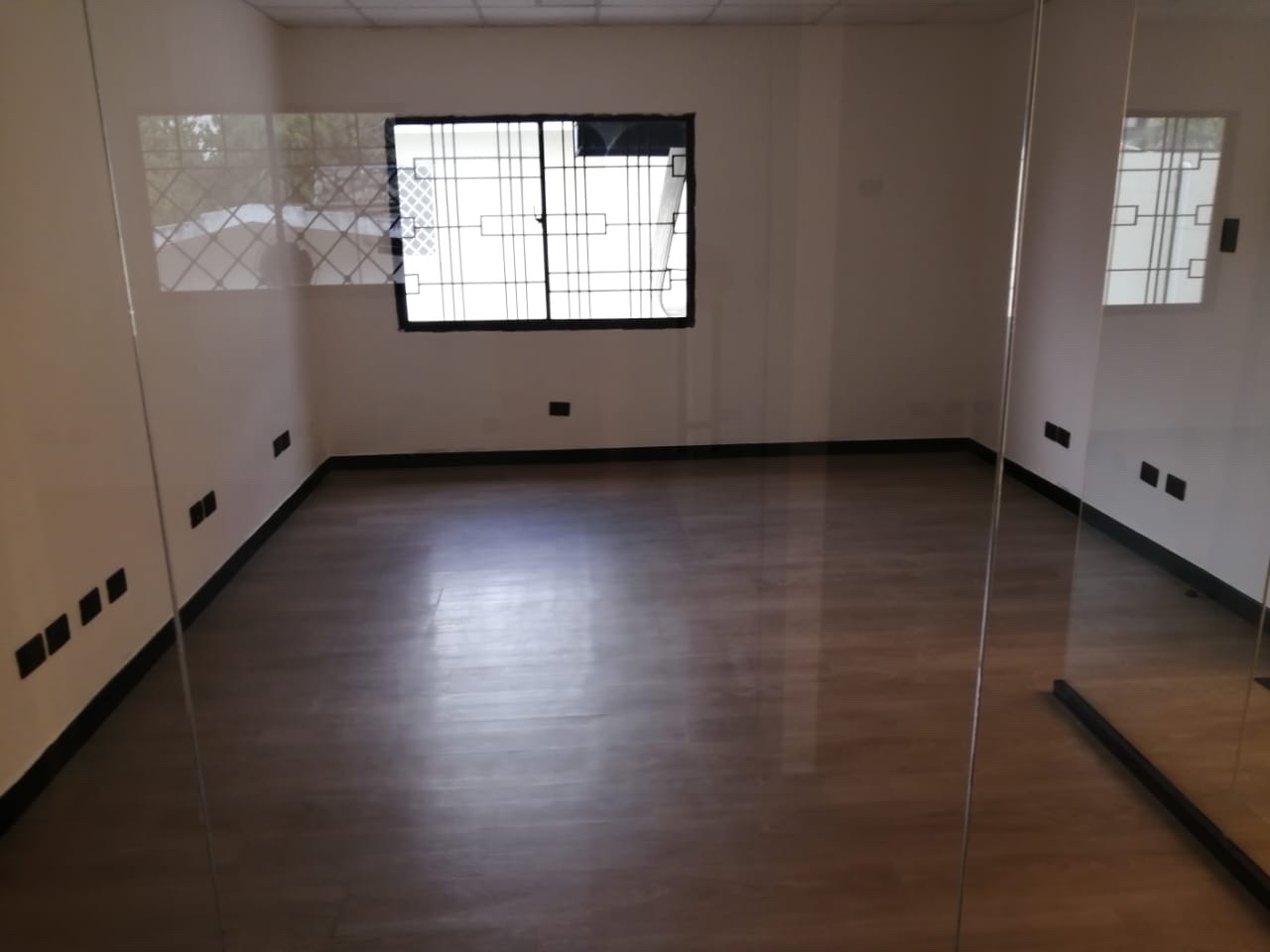 oficinas y locales comerciales - LOCAL COMERCIAL IDEAL PARA OFICINAS  7