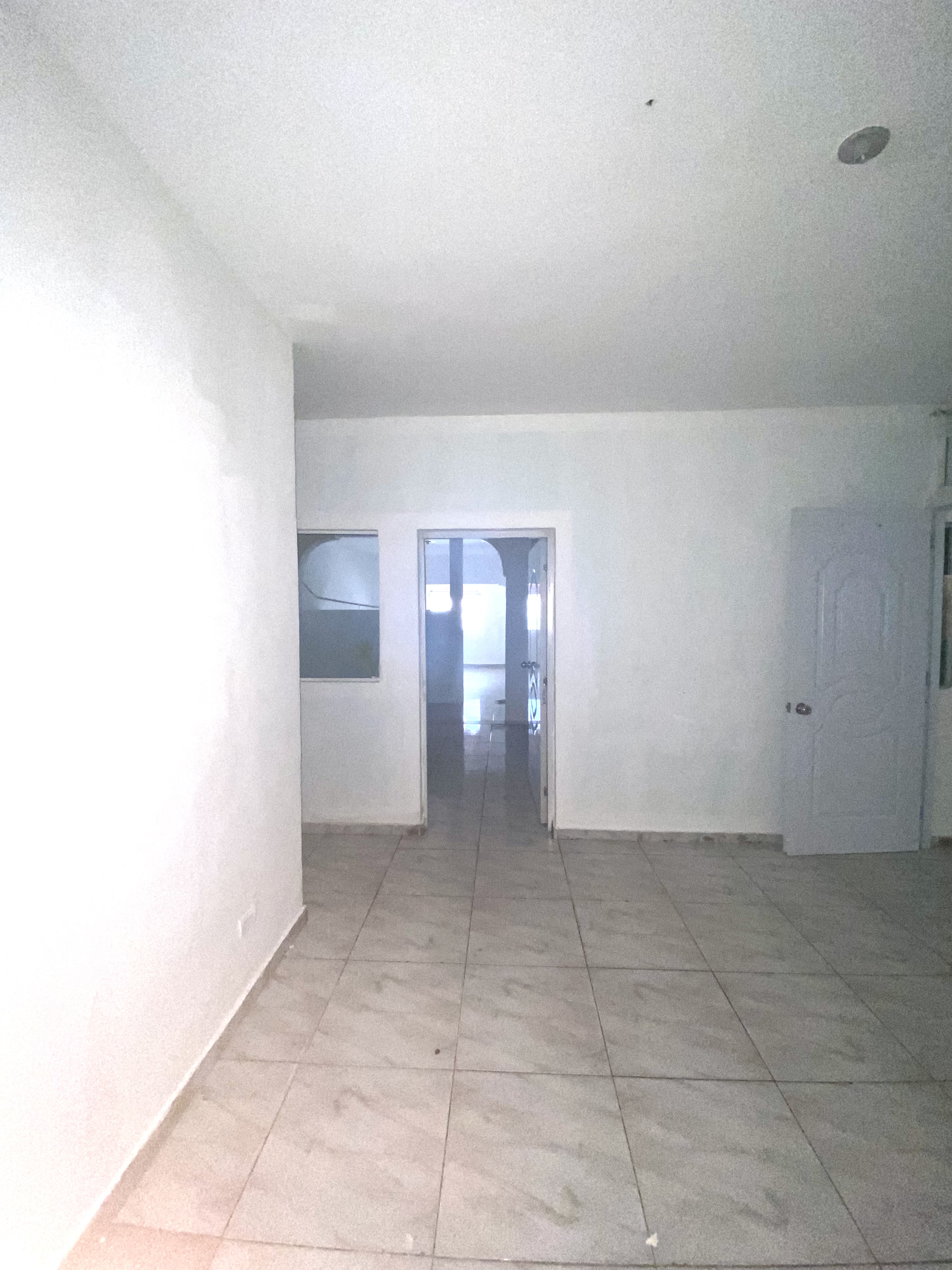 oficinas y locales comerciales - SE ALQUILA LOCAL COMERCIAL 110 MT2 5