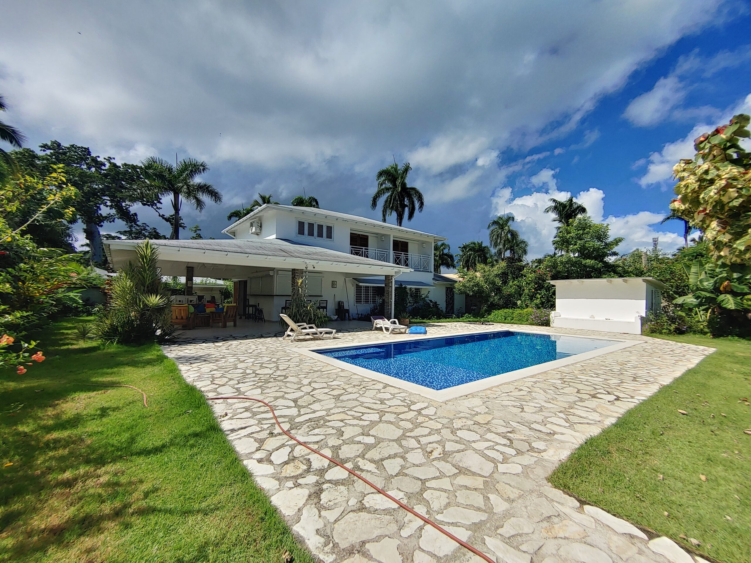 casas vacacionales y villas - Se Vende Villa en La Bonita, Las Terrenas 0