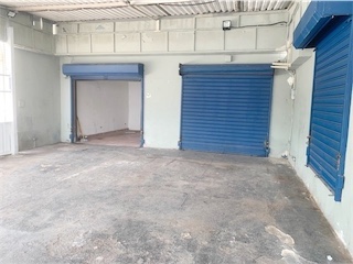 oficinas y locales comerciales - Local céntrico en Bella vista  2