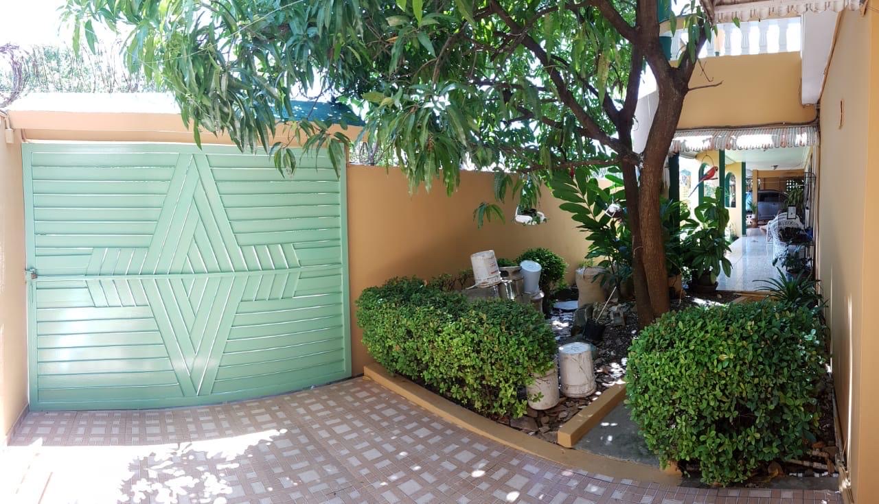casas - venta de casa en Alma Rosa 1 de 500mts Santo Domingo este  7