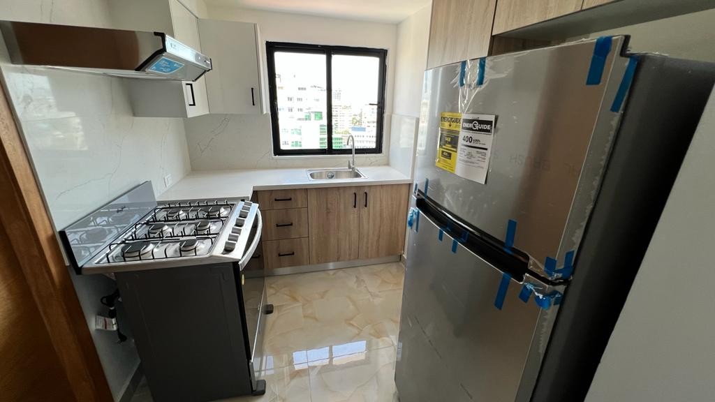 apartamentos - Alquiler de Apartamento en Naco con Linea Blanca 0