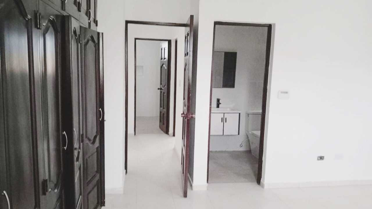 apartamentos - Se Alquila Apartamento en Los Cerros de Gurabo (Cuarto Nivel). Precio $25,000 6