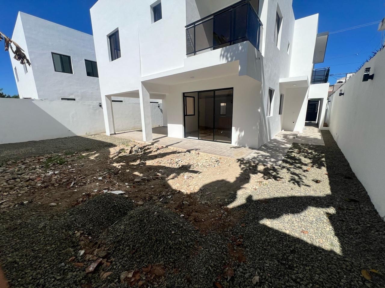 casas - venta de casa de lujo  en la autopista de san isidro Santo Domingo este  3