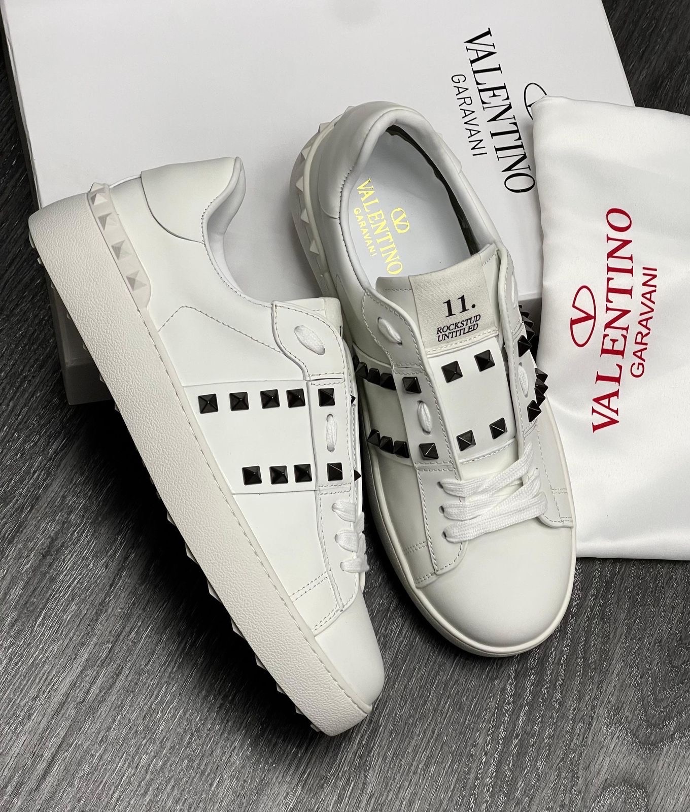 zapatos unisex - Sneaker Tenis Valentino Garavani Teni Shoes Shoe Sneakers 2025 🏌🏾‍♀️ 1