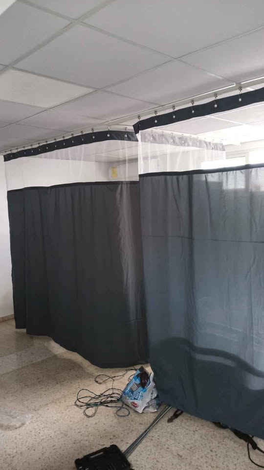 equipos profesionales - Cortina hospitalaria 1
