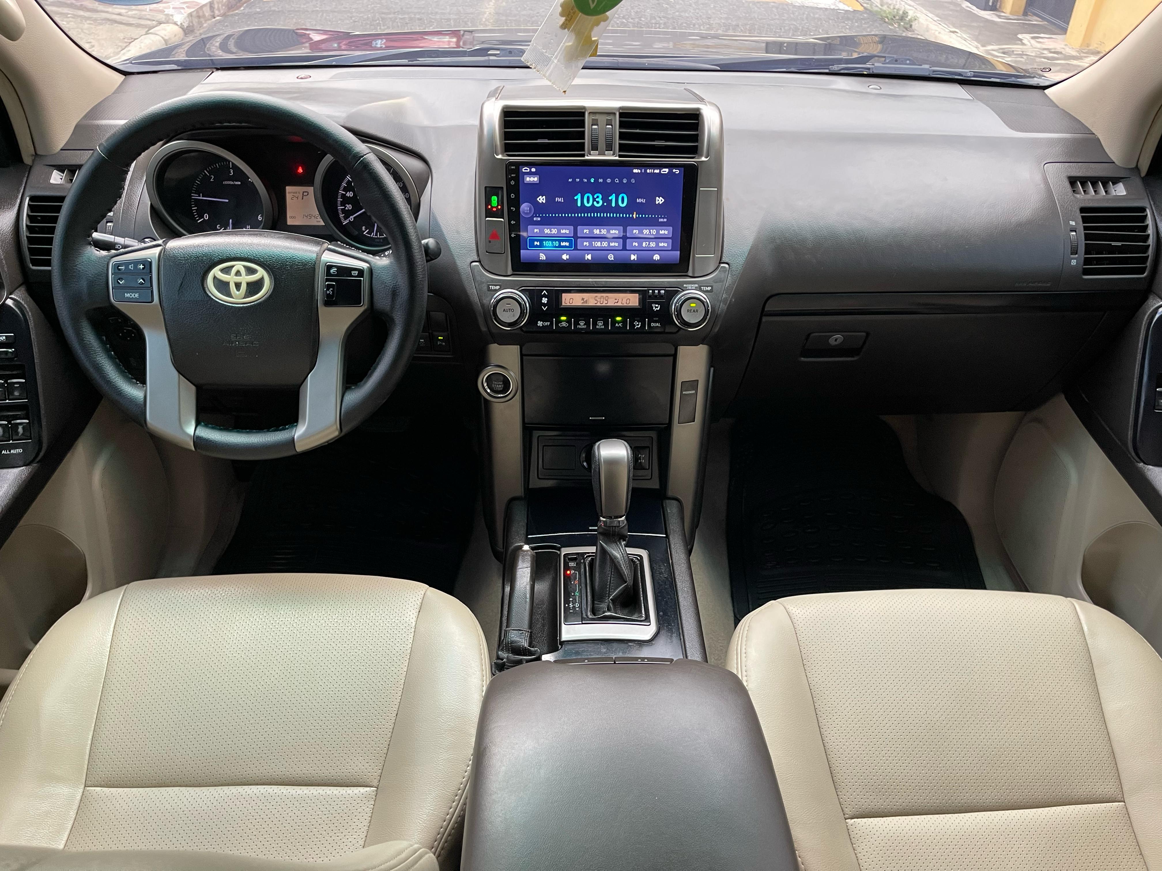 jeepetas y camionetas - Toyota land cruicer prado txl 2012 3