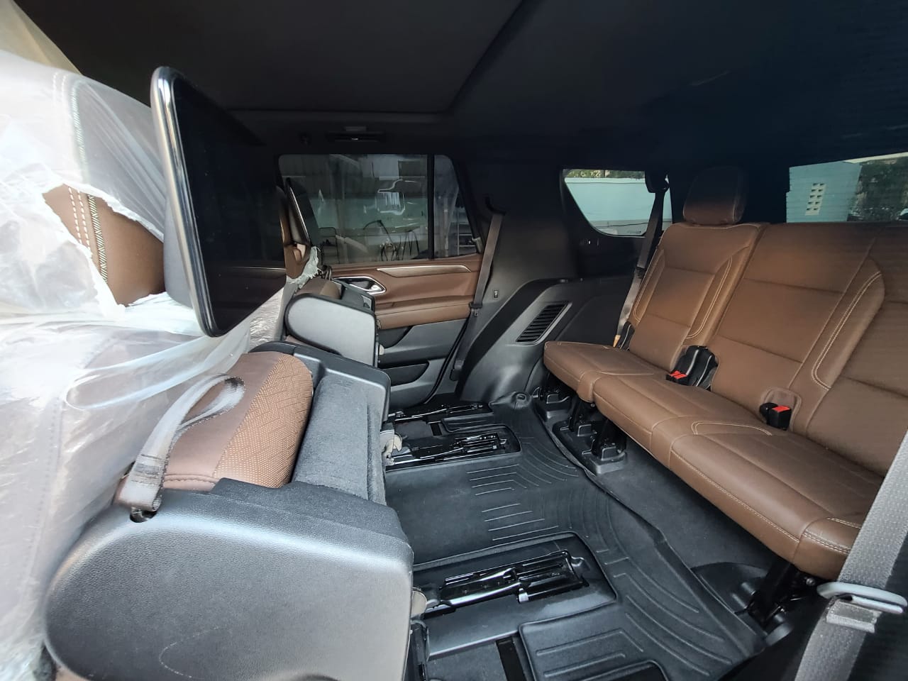 jeepetas y camionetas - Chevrolet TAHOE HIGH COUNTRY 2022 30MIL Kms 9