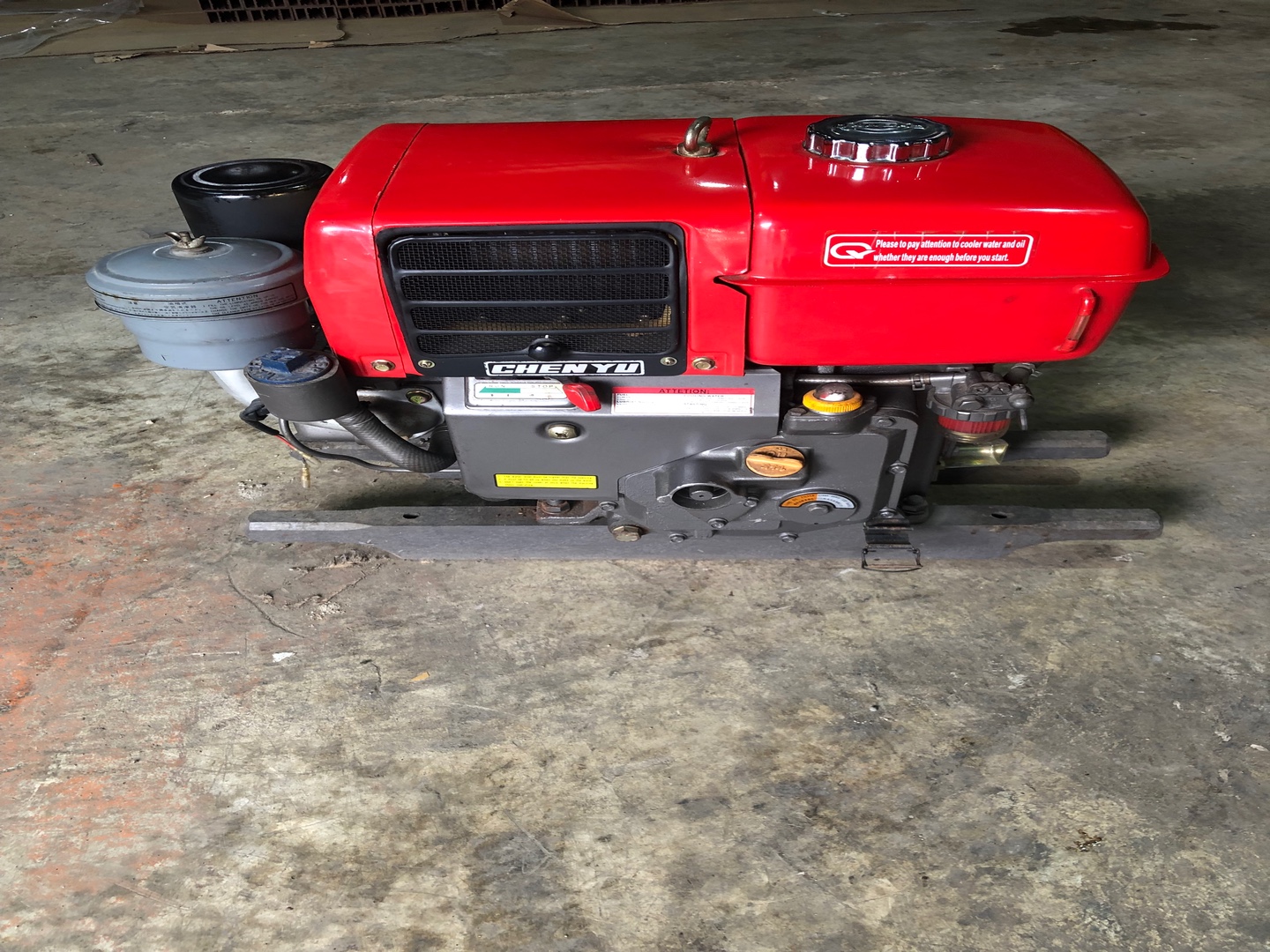 equipos profesionales - Motor Estacionario 8HP 2