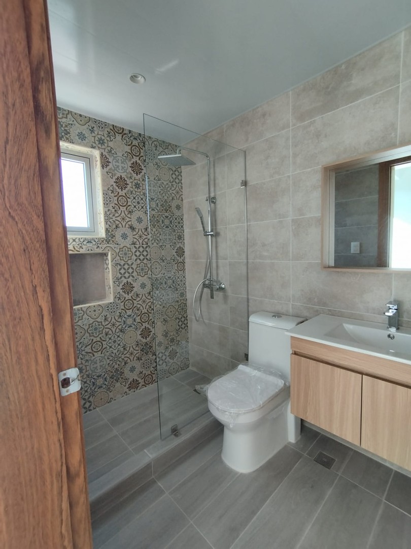 apartamentos - ALQUILO  IMPECABLE  APARTAMENTO BELLA VISTA CON AREAS SOCIALES 4