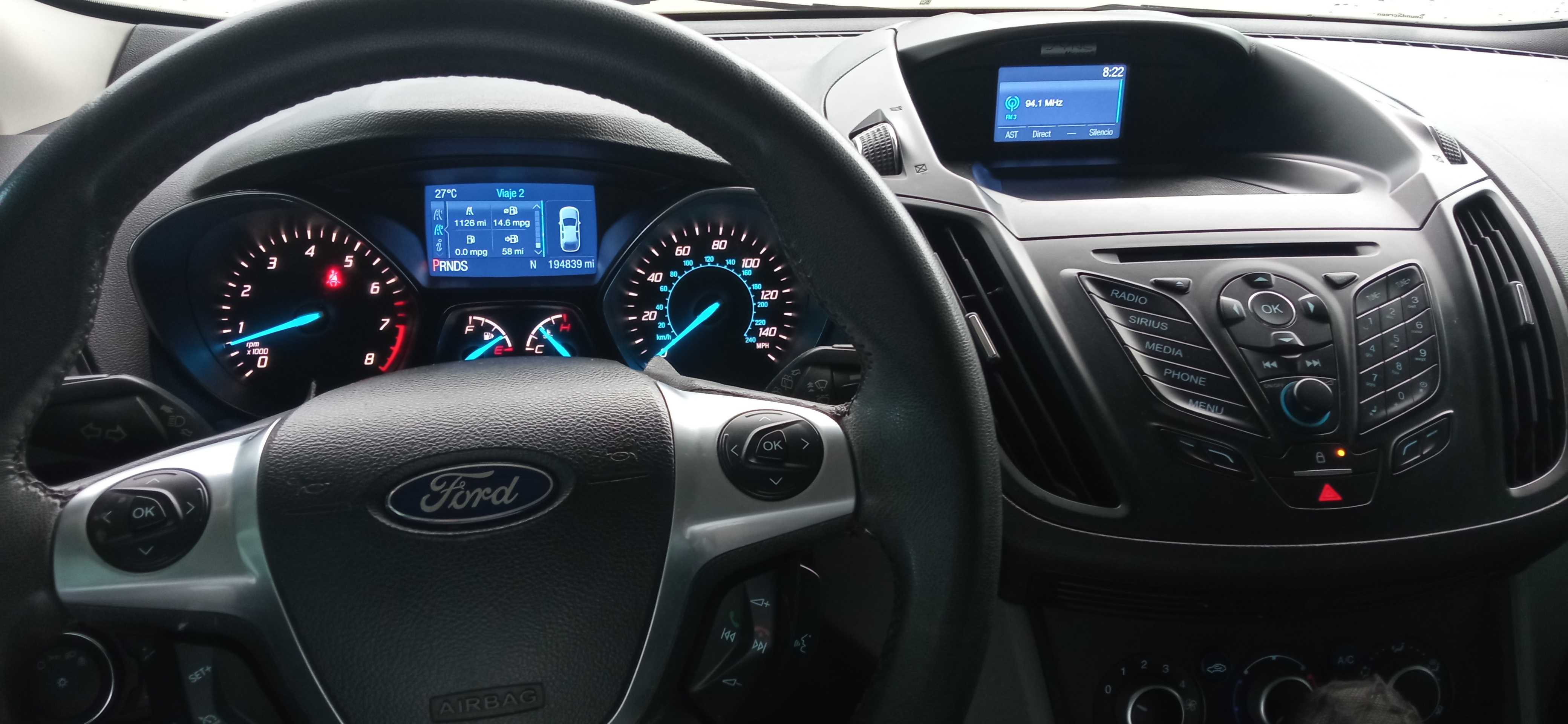 jeepetas y camionetas - Ford Escape 2014. Oportunidad Neg. 5