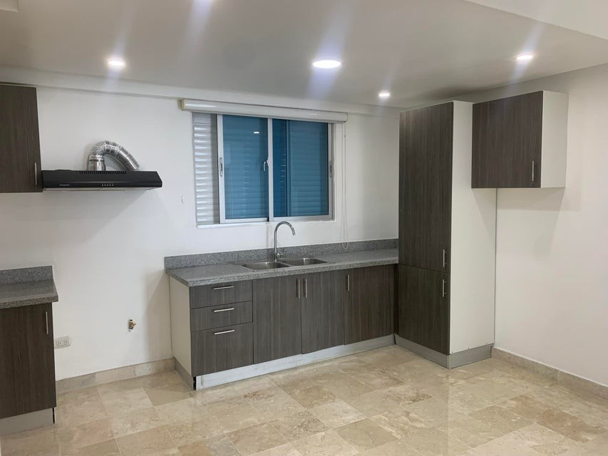 apartamentos - Apartamento en alquiler #24-1578 con 1 dormitorio, balcón, área de lavado. 4