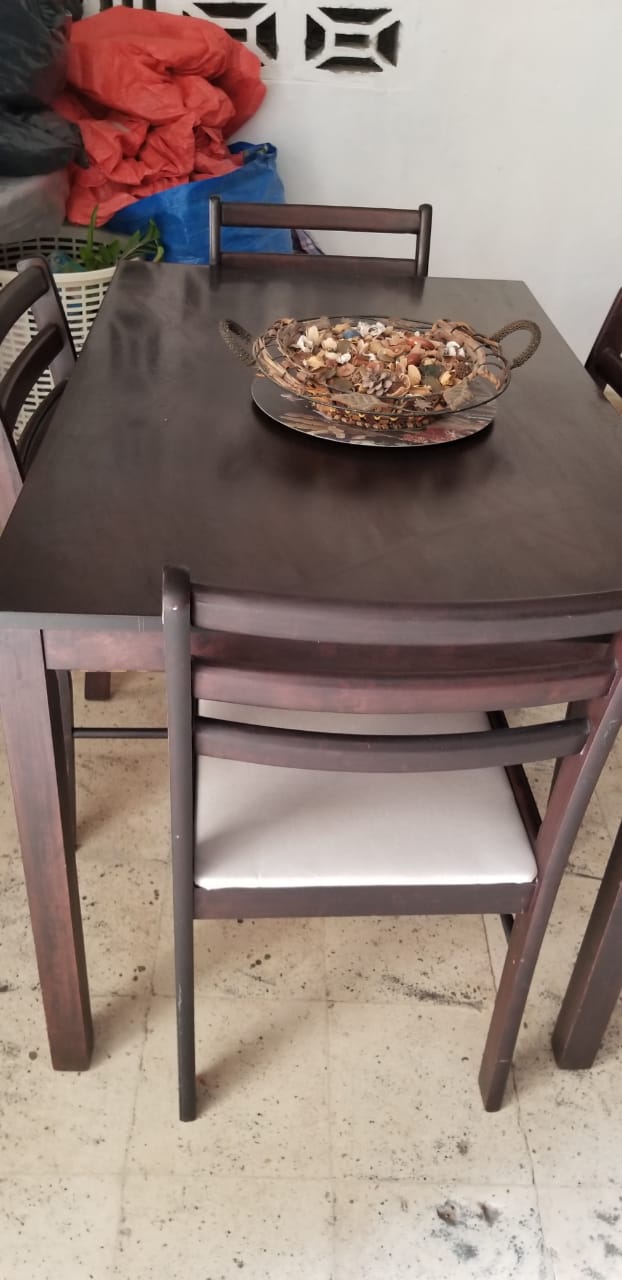 muebles y colchones - comedor 4 sillas importados ni roto ni flojo bien de pintura  5