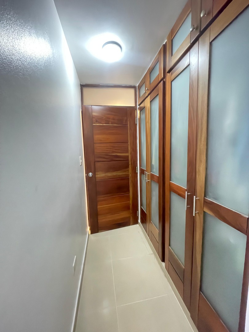 apartamentos - Renacimiento Alquiler Amplio apartamento en una zona muy tranquila y segura. 7