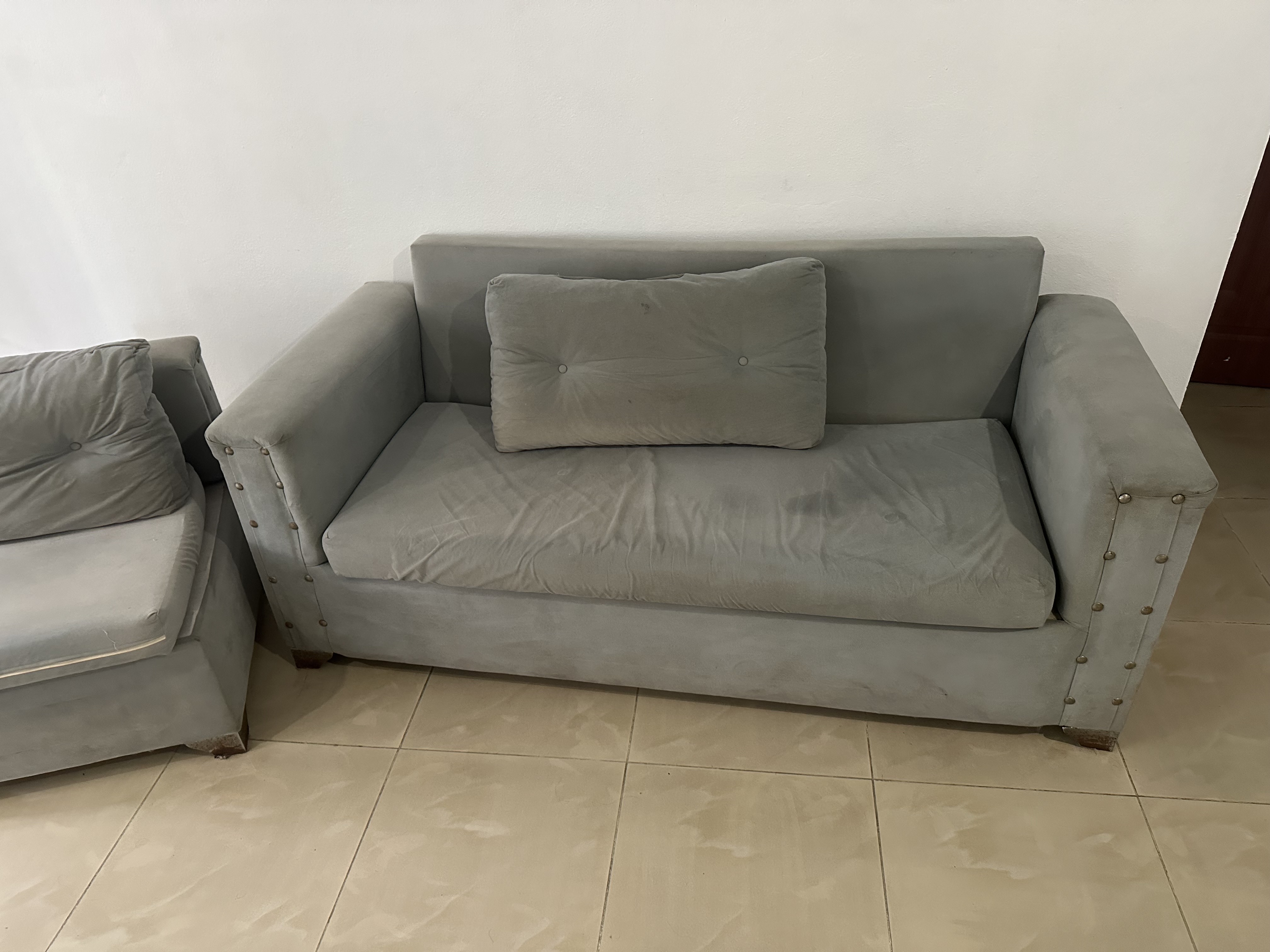 muebles y colchones - Muebles usados estan sucios 0