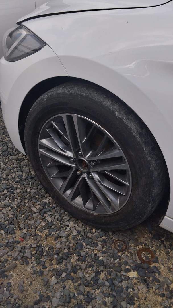 carros - HYUNDAI AVANTE 2017 BLANCODESDE: RD$700,100.00 6