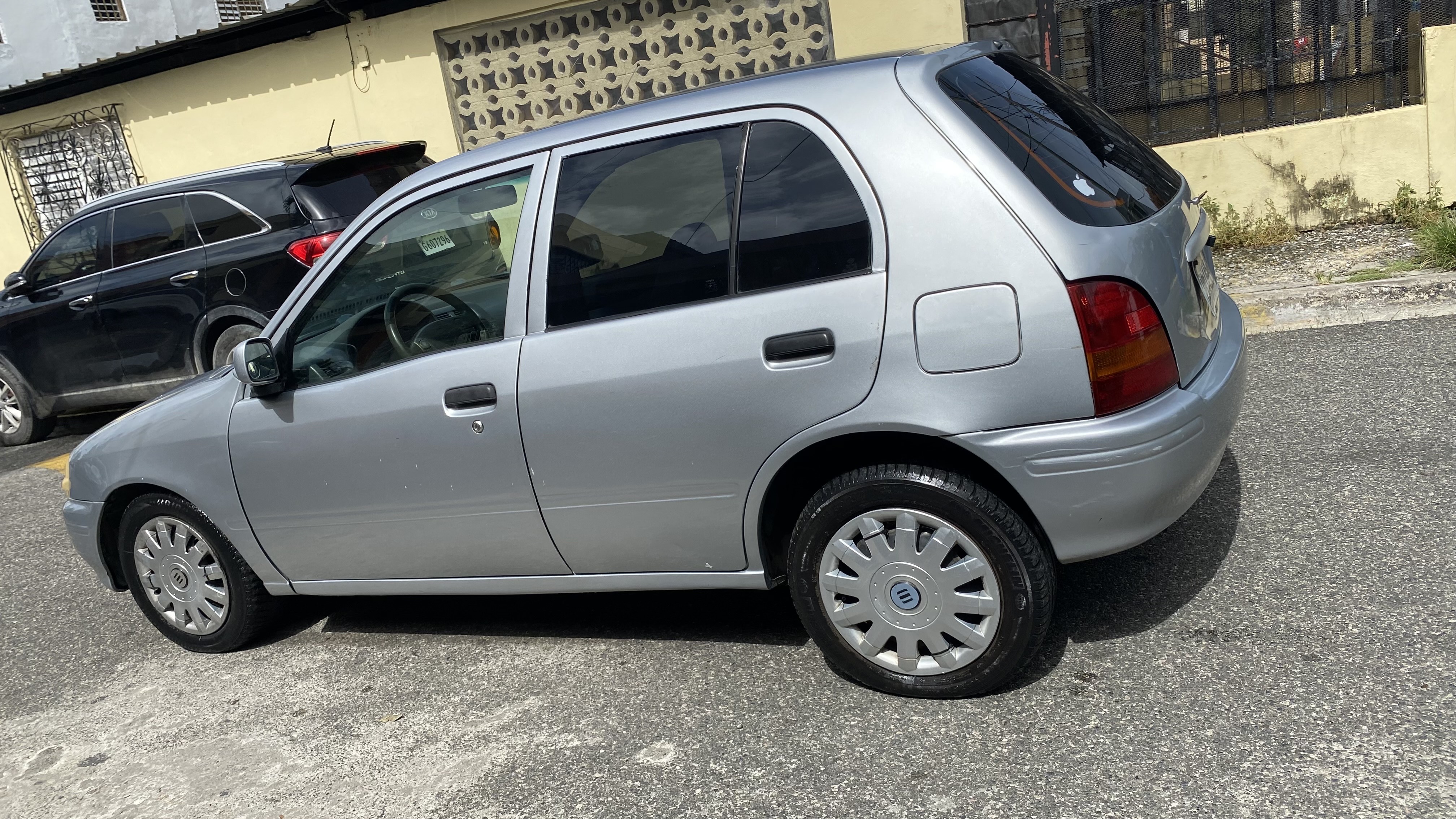 carros - Toyota starlet  4
