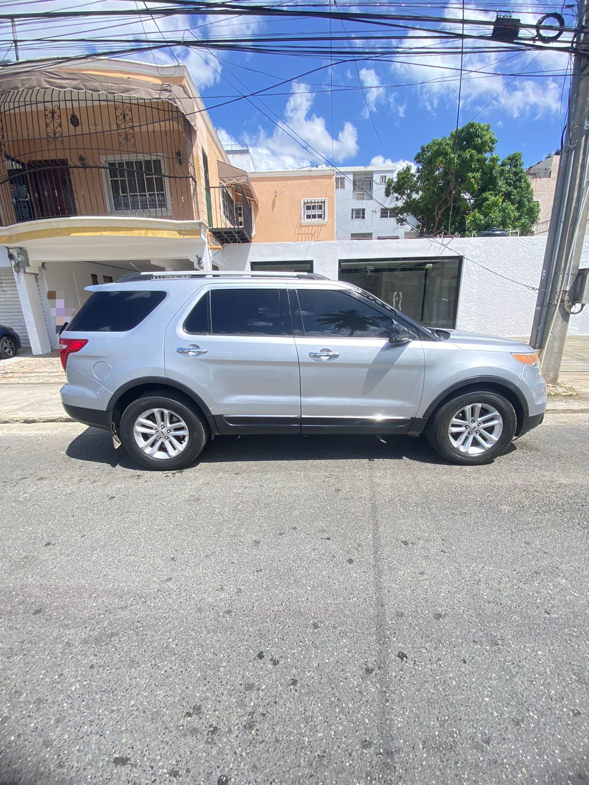 jeepetas y camionetas - Ford Explorer limited 2013 5