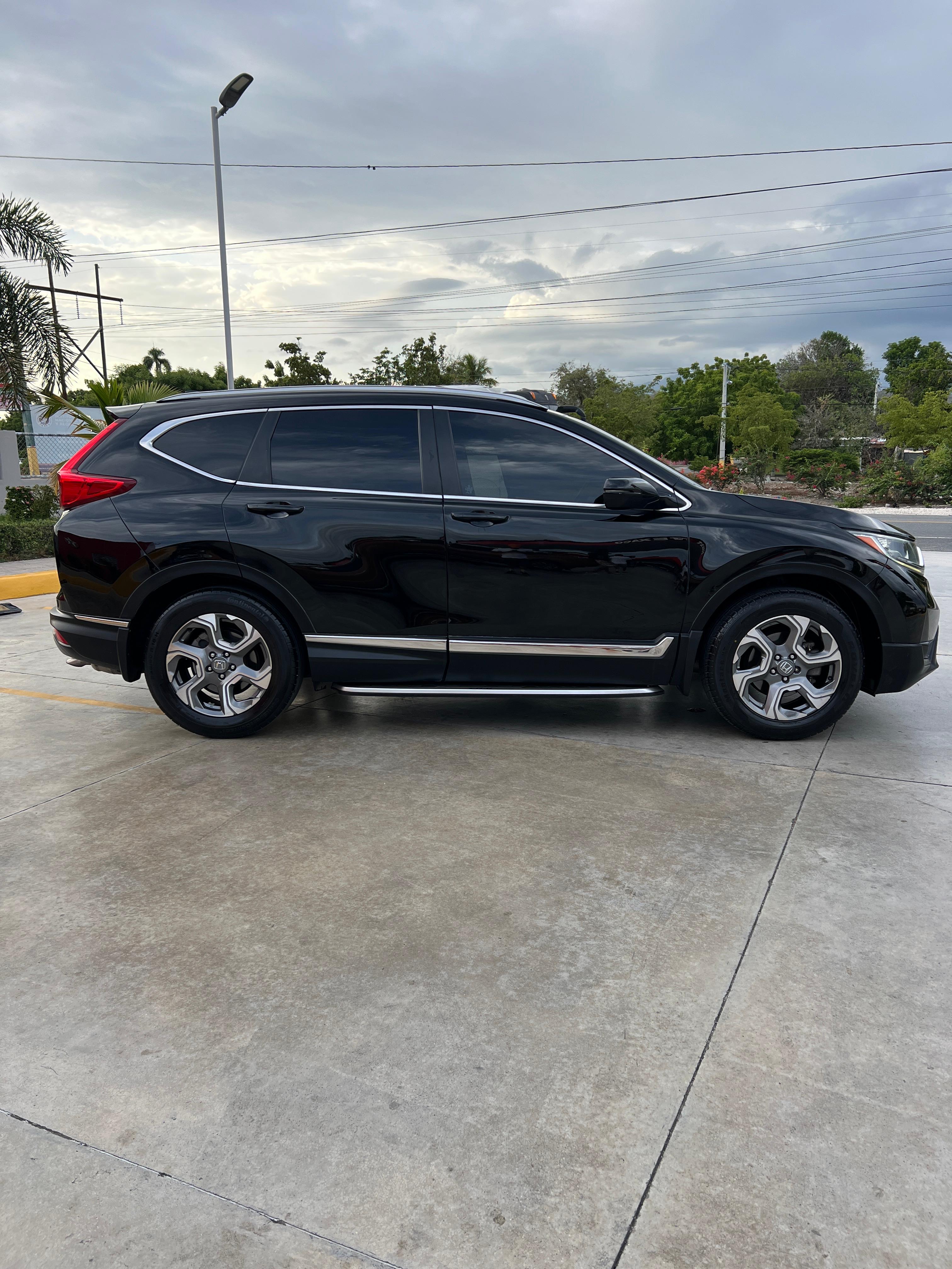 jeepetas y camionetas - VENDO HONDA CR-V     EX-T 2019 como nueva  8
