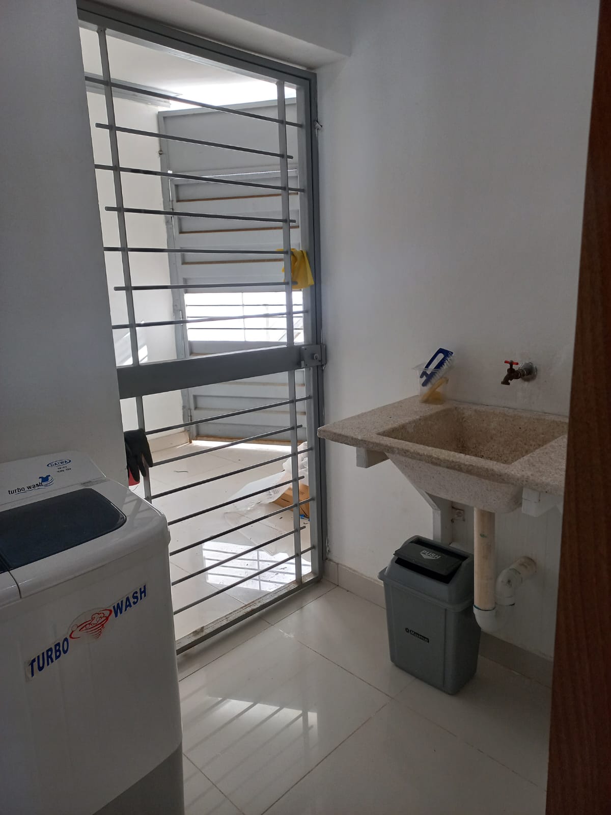apartamentos - APARTAMENTO EN VENTA EN LOS JARDINES DEL SUR. 0
