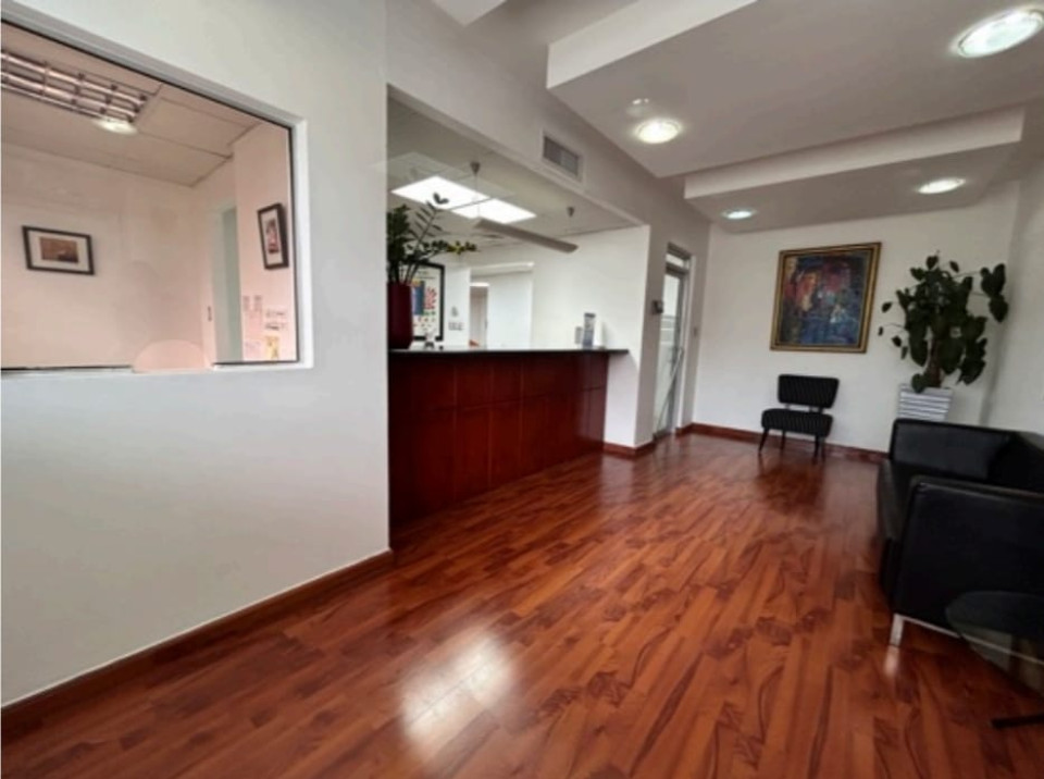oficinas y locales comerciales - Edificio Comercial y de Oficina en venta