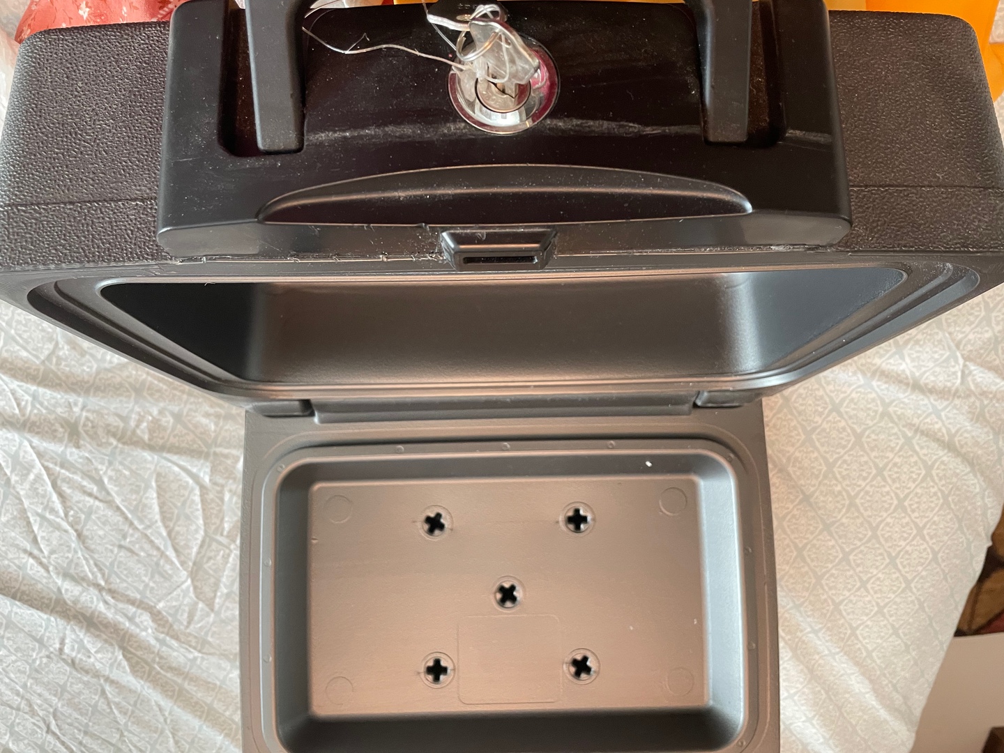 muebles y colchones - Caja Seguridad 2