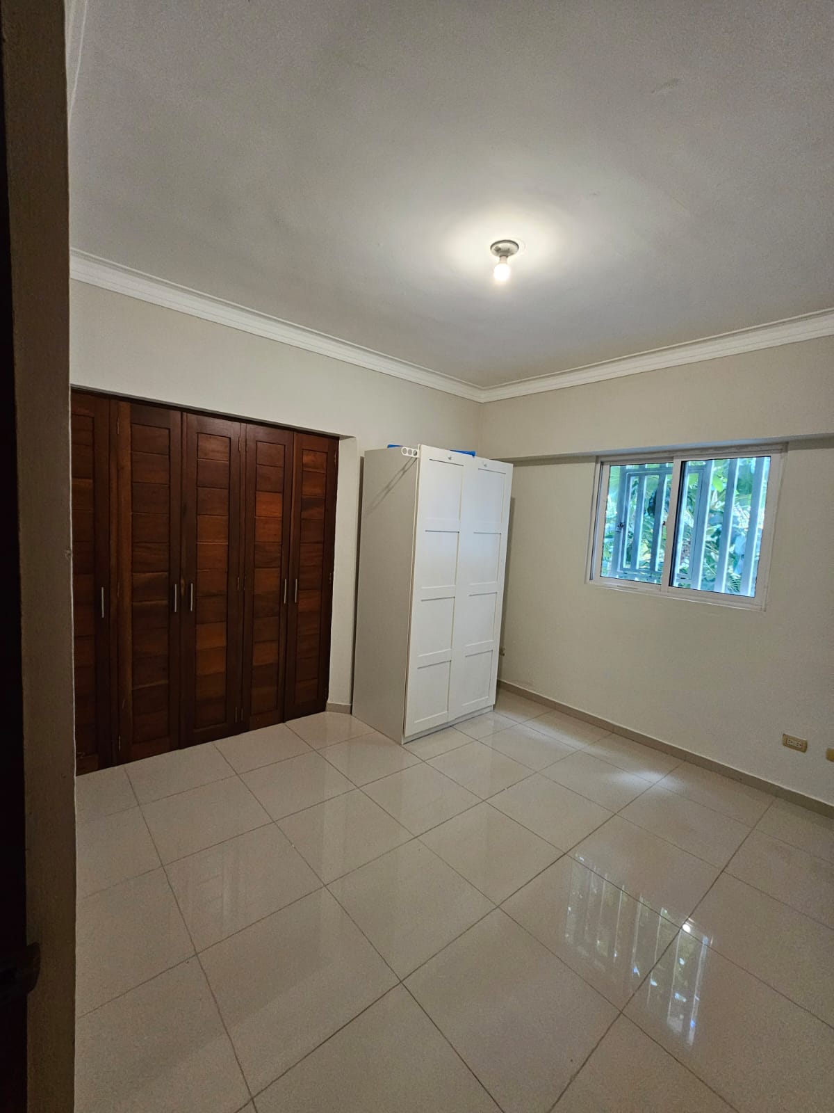 apartamentos - Venta de apartamento en el millon 3 habitaciones 7