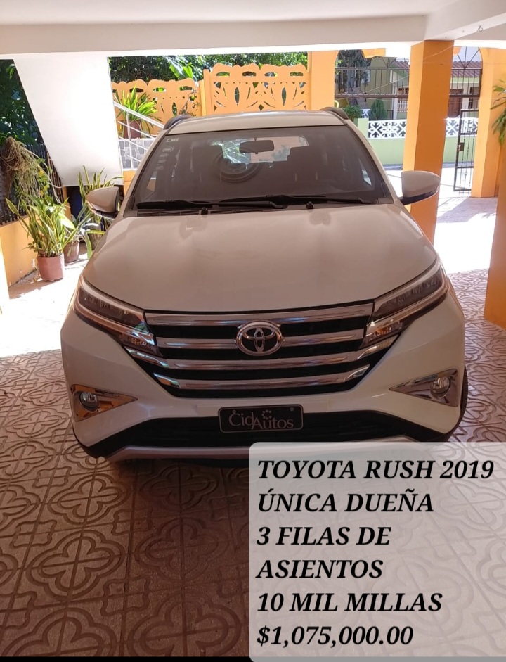 jeepetas y camionetas - TOYOTA RUSH 2019 , DE LA CASA , 10 MIL MILLAS 2