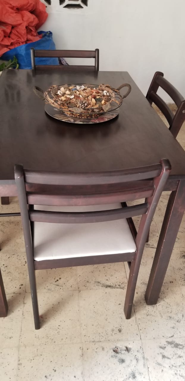 muebles y colchones - comedor 4 sillas importados ni roto ni flojo bien de pintura  6