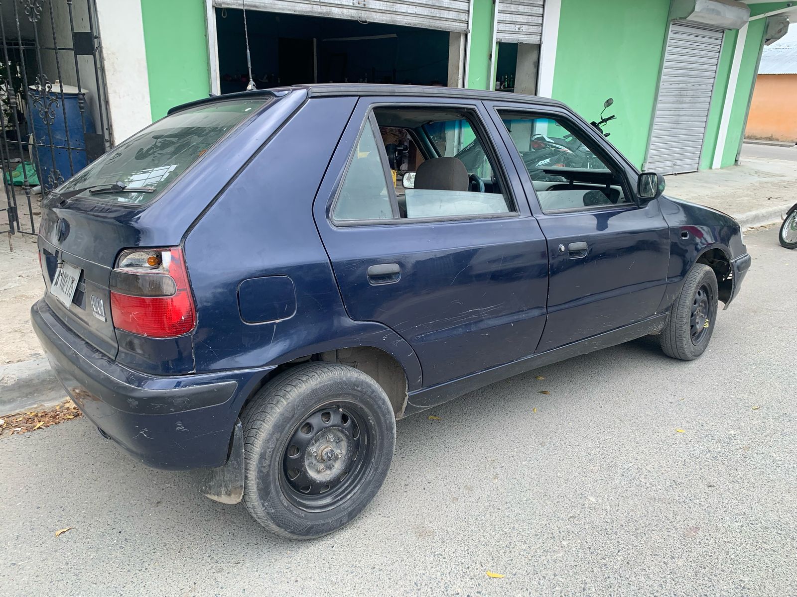 carros - skada Felicia 20001 5