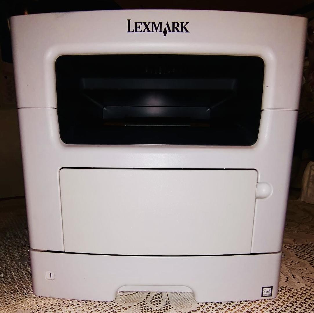 impresoras y scanners - Impresora Lexmark modelo MX310dn, como nueva.  Con juego de cartuchos extra. 1