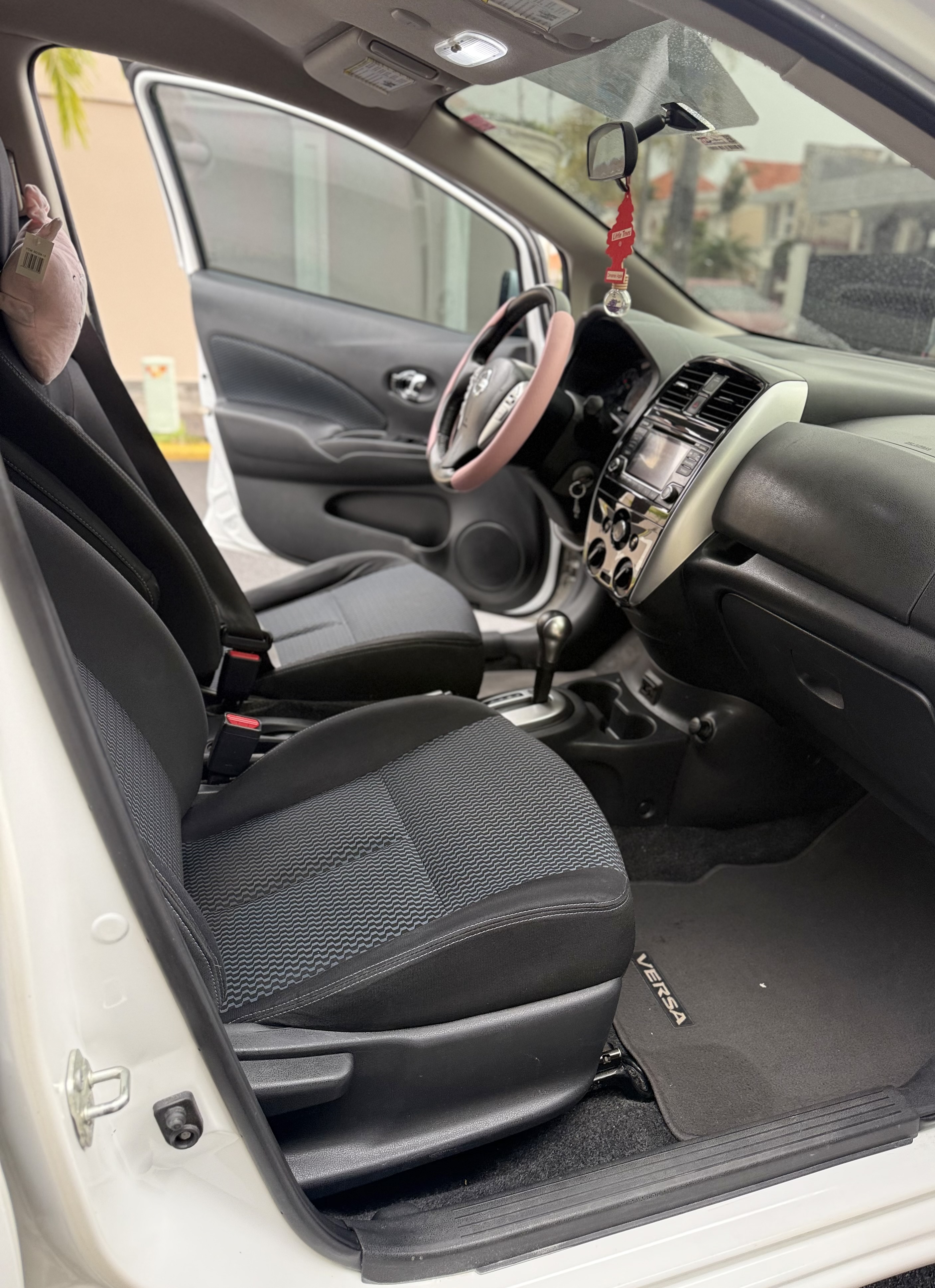 carros - Nissan Versa Note SV 2017 Americano Precio: $559,0 4