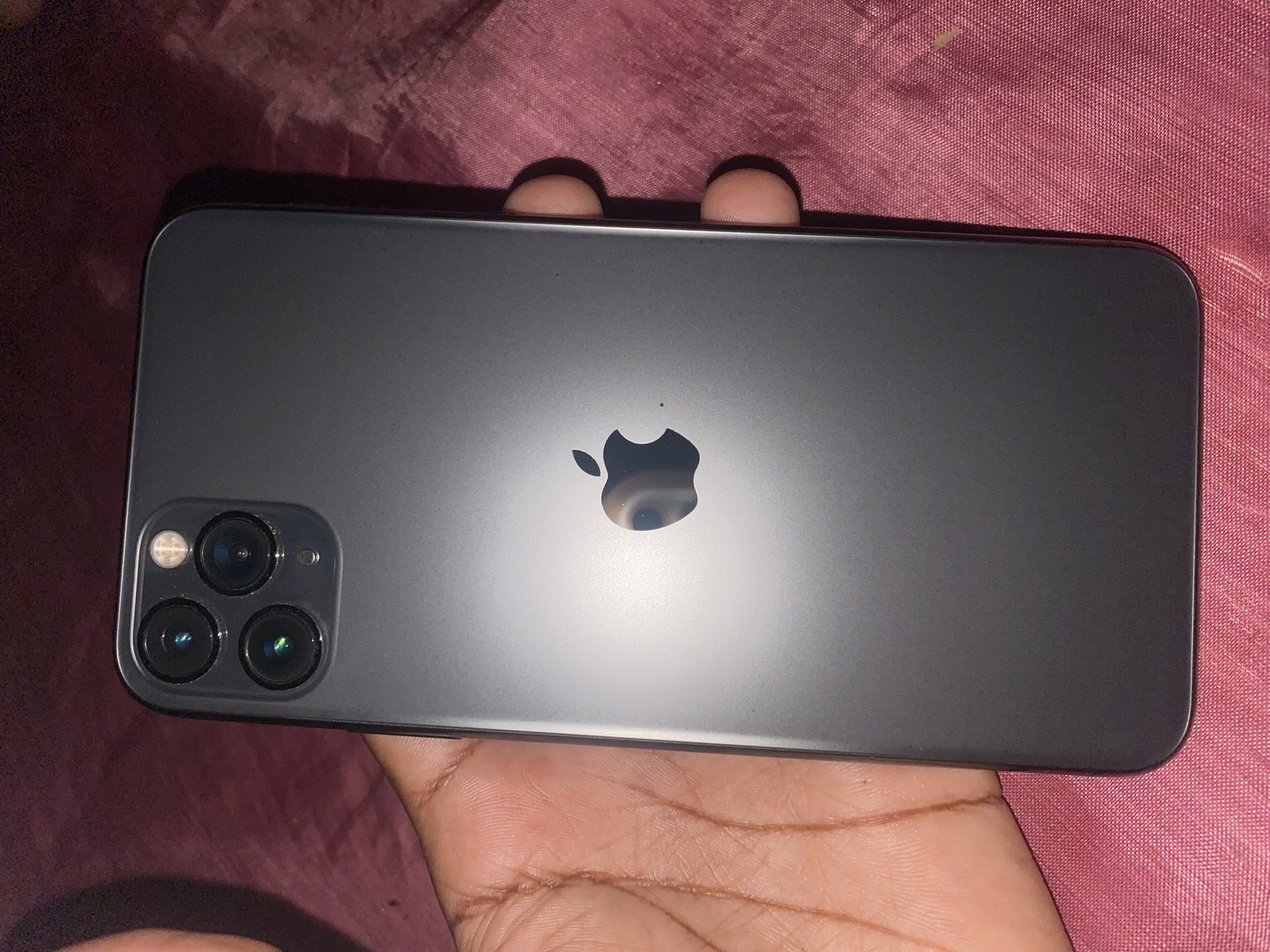 celulares y tabletas - iPhone 11 como nuevo  0