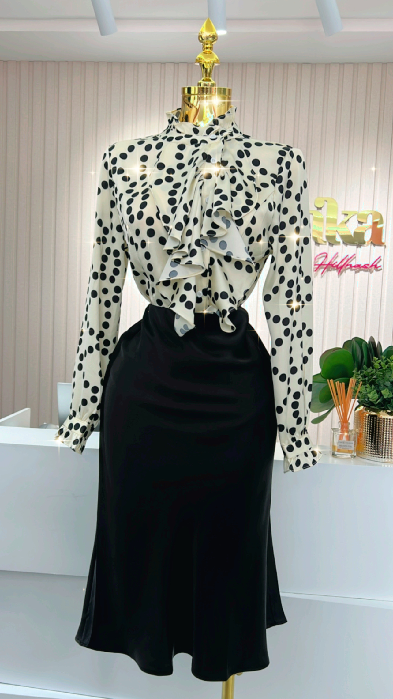 negocios en venta - tienda de ropa de mujer moderna y Elegante . 1