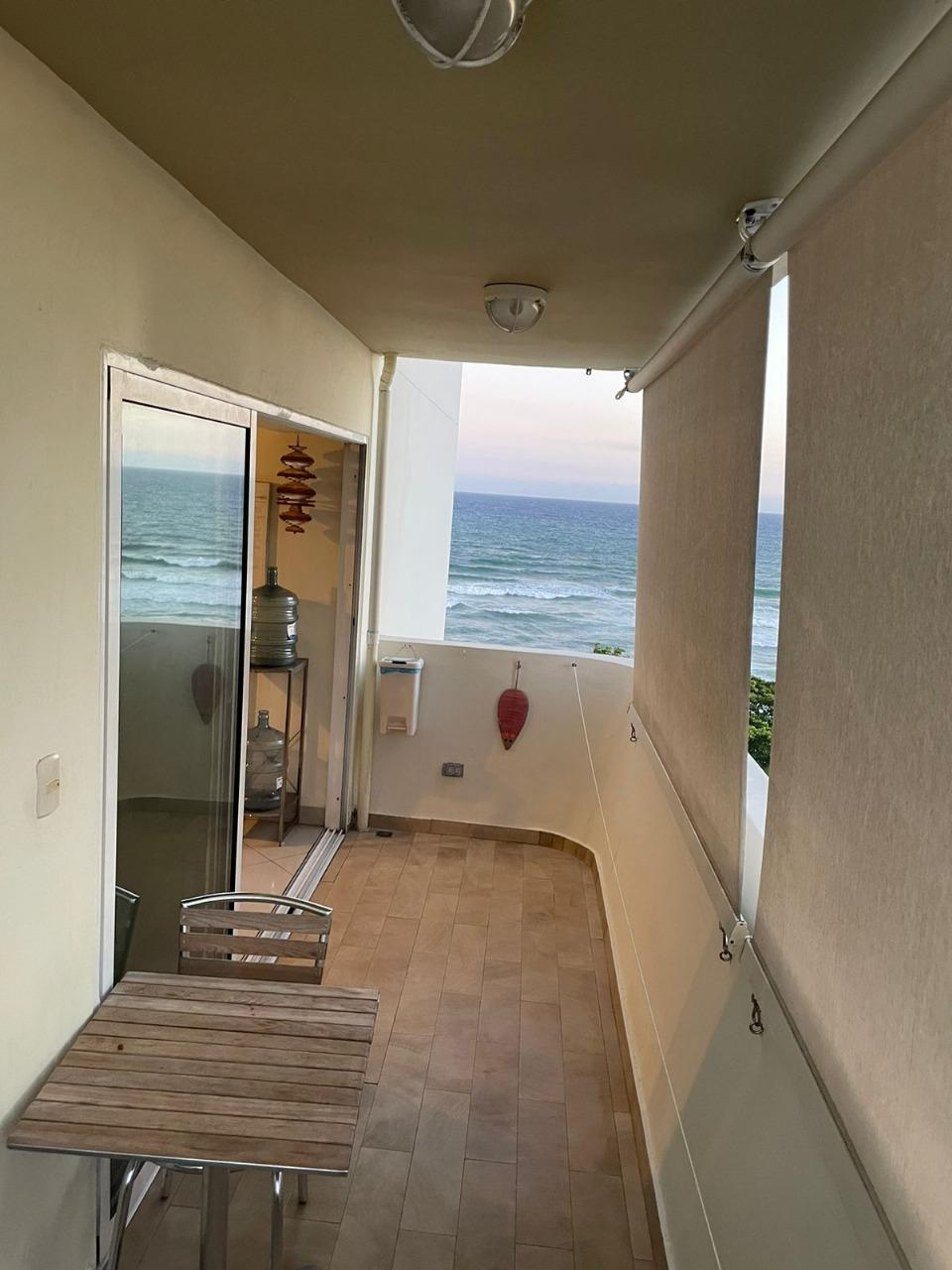 apartamentos - Rento Apartamento Amueblado frente al mar  8