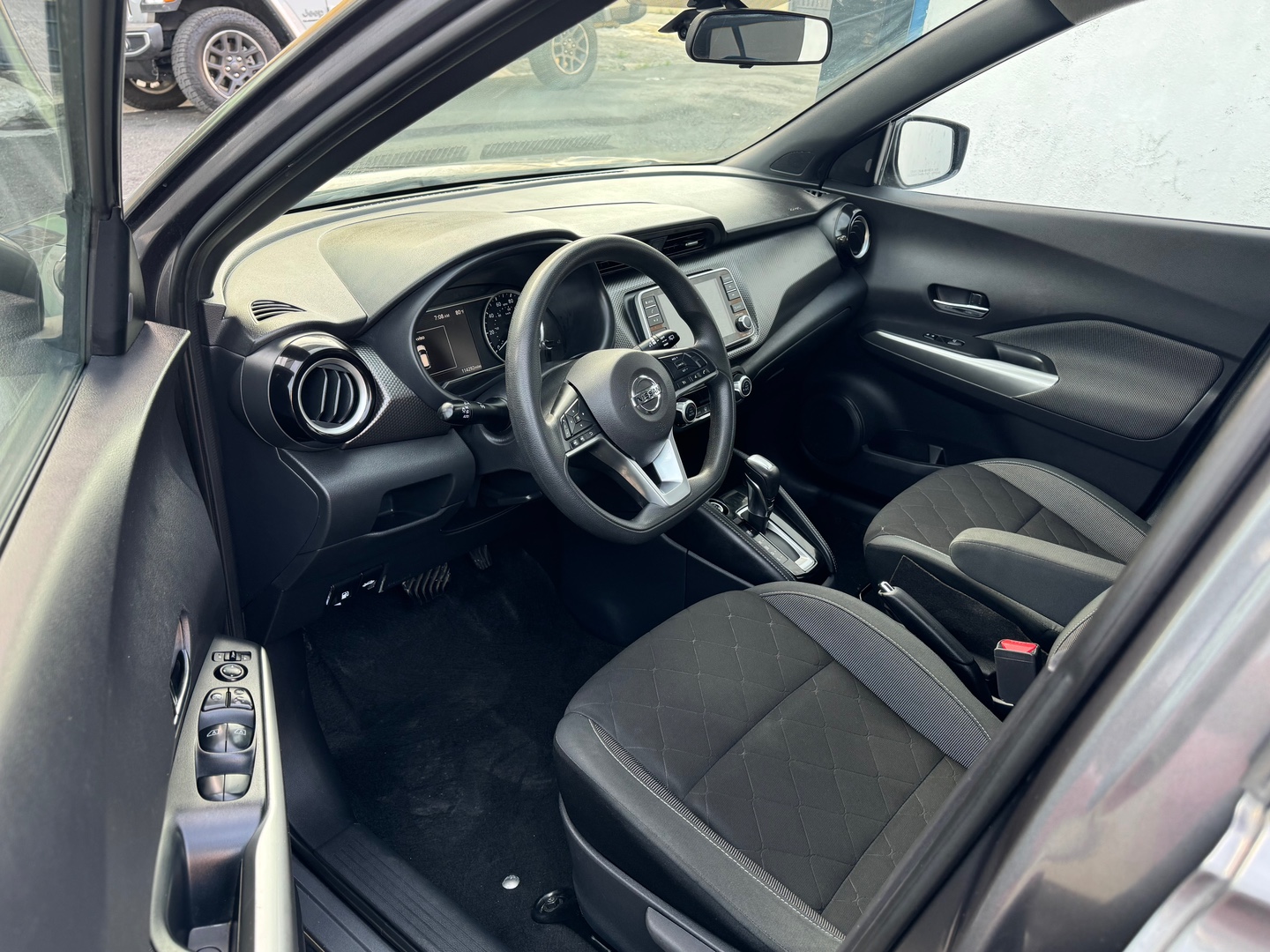 jeepetas y camionetas - Nissan kicks 2020 Sv Clean title  10