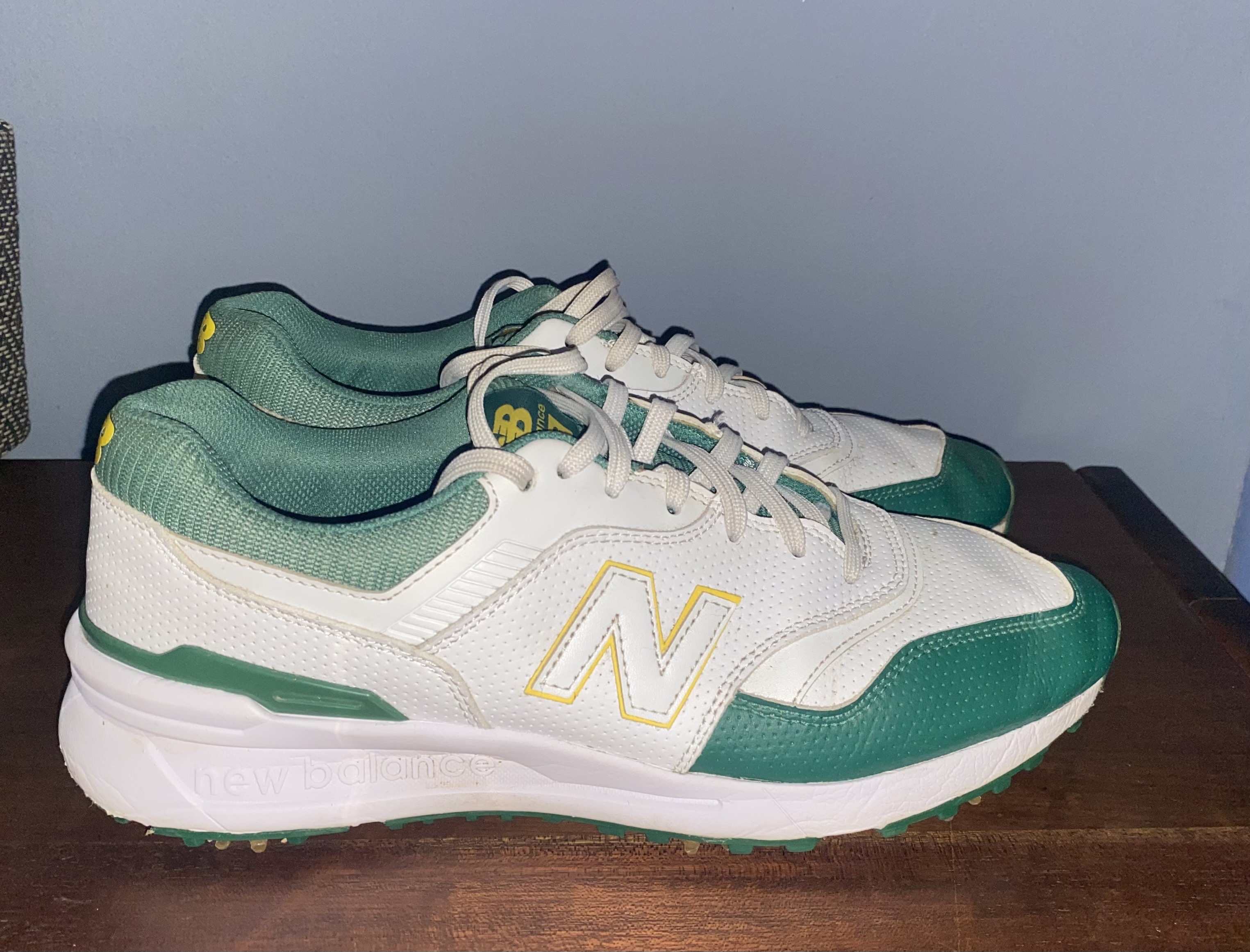 zapatos para hombre - Tenis de Golf New Balance 997 Verdes. Size 10 1/2 1
