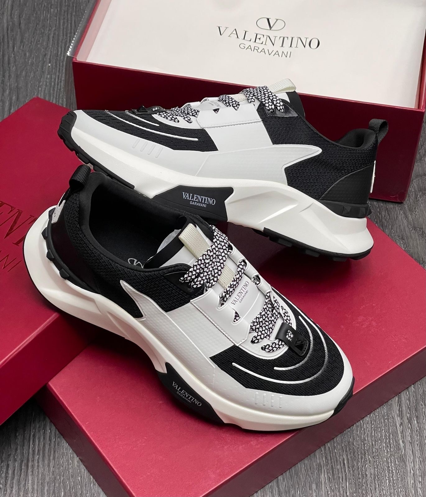 zapatos unisex - Sneaker Tenis Valentino Garavani Teni Shoes Shoe Sneakers 2025 🏌🏾‍♀️ 3