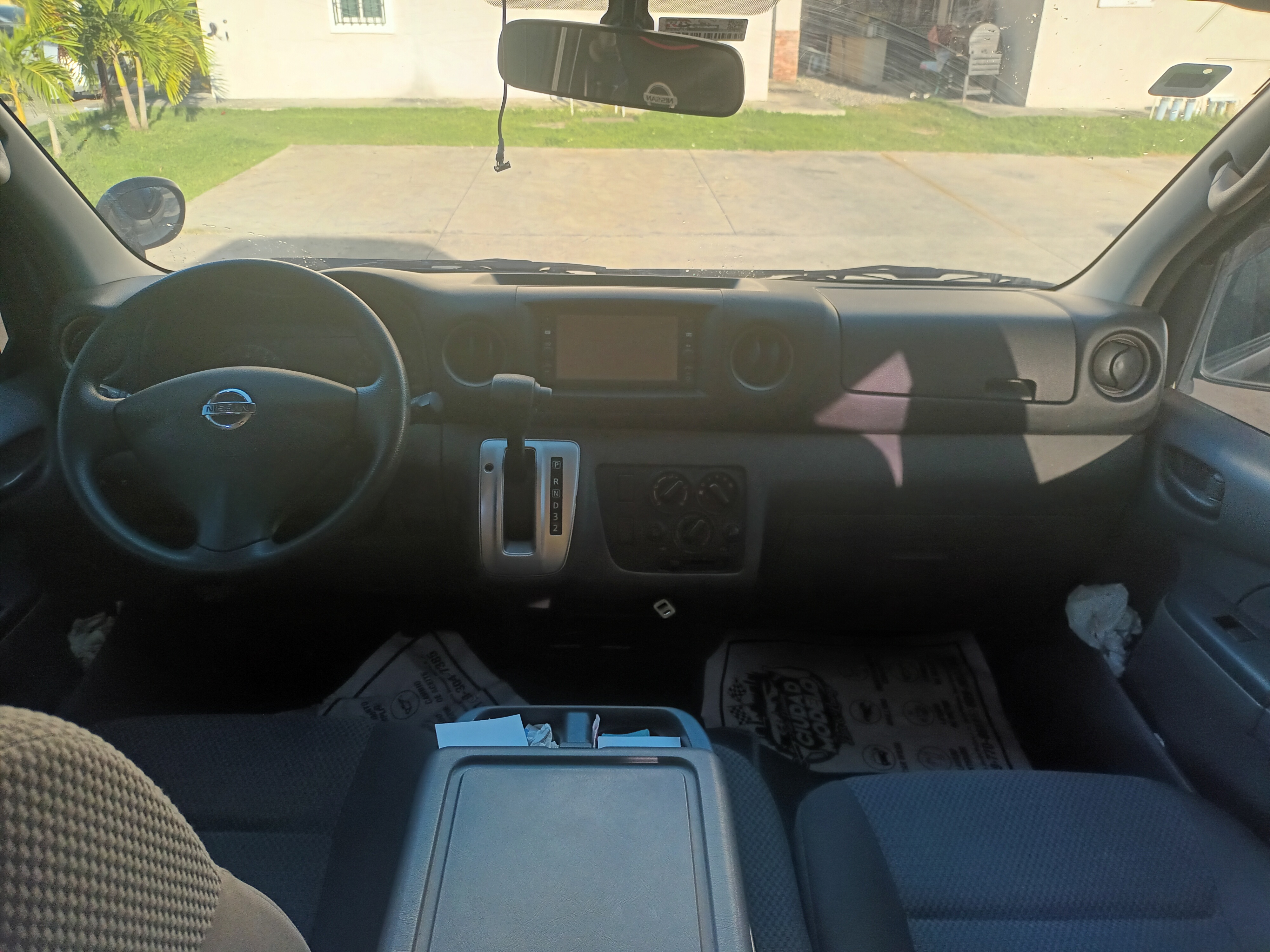 jeepetas y camionetas - Nissan caravan  1