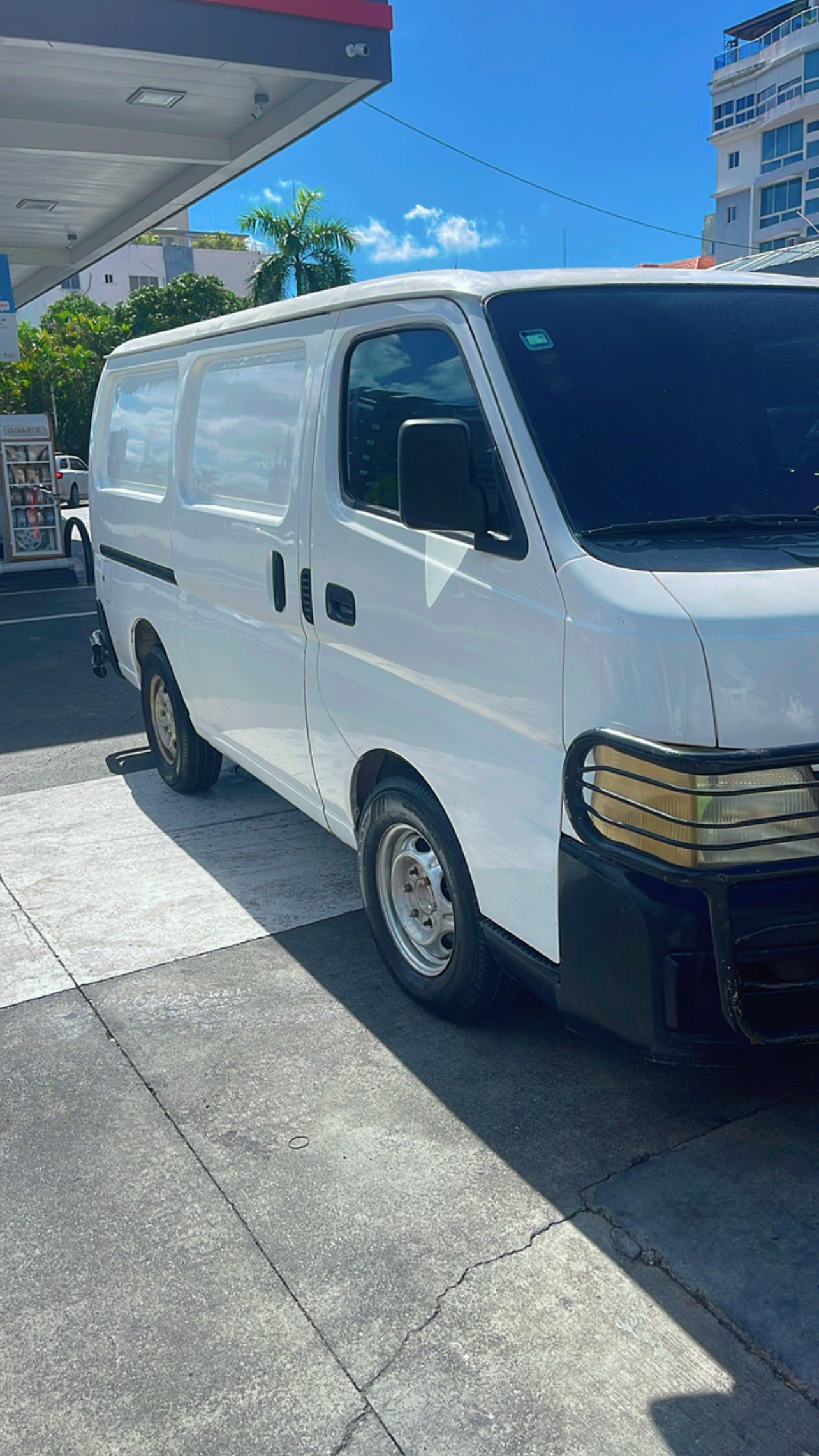 jeepetas y camionetas - Nissan Urvan 2006
