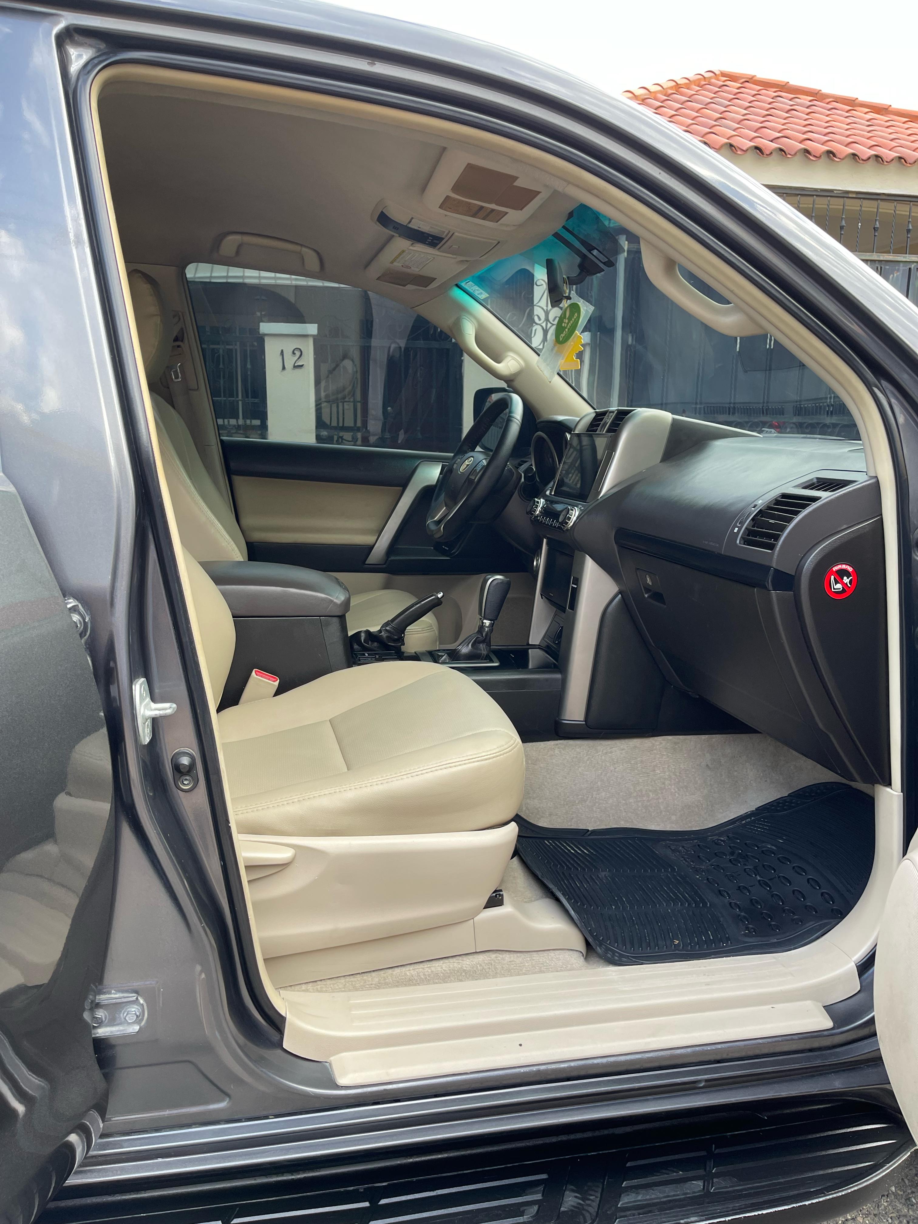 jeepetas y camionetas - Toyota land cruicer prado txl 2012 5