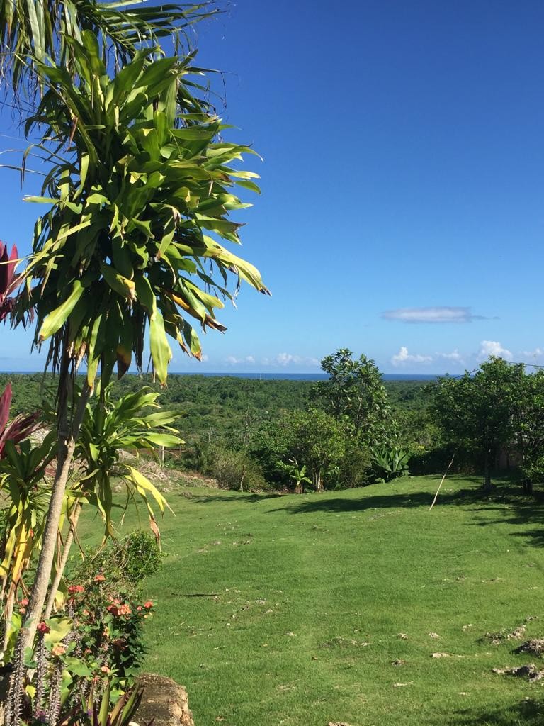 casas vacacionales y villas - terreno de oportunidades con 6700 m2 con villa y vista al mar 2